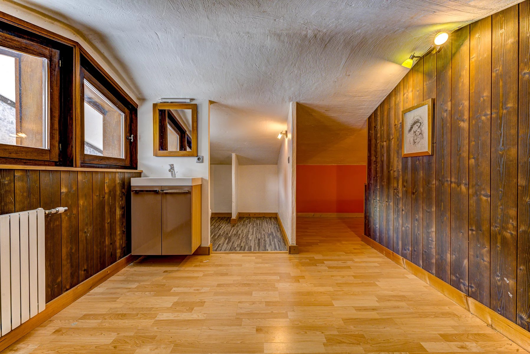 Photo of LES HOUCHES - A 3 bedroom chalet with independent 1 bedroom apartment