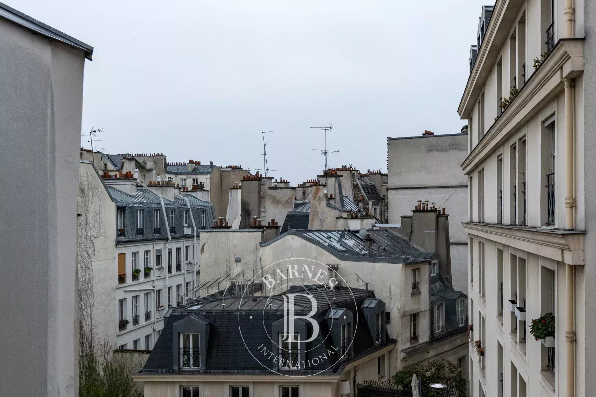 Daire Paris 3ème - picture 19