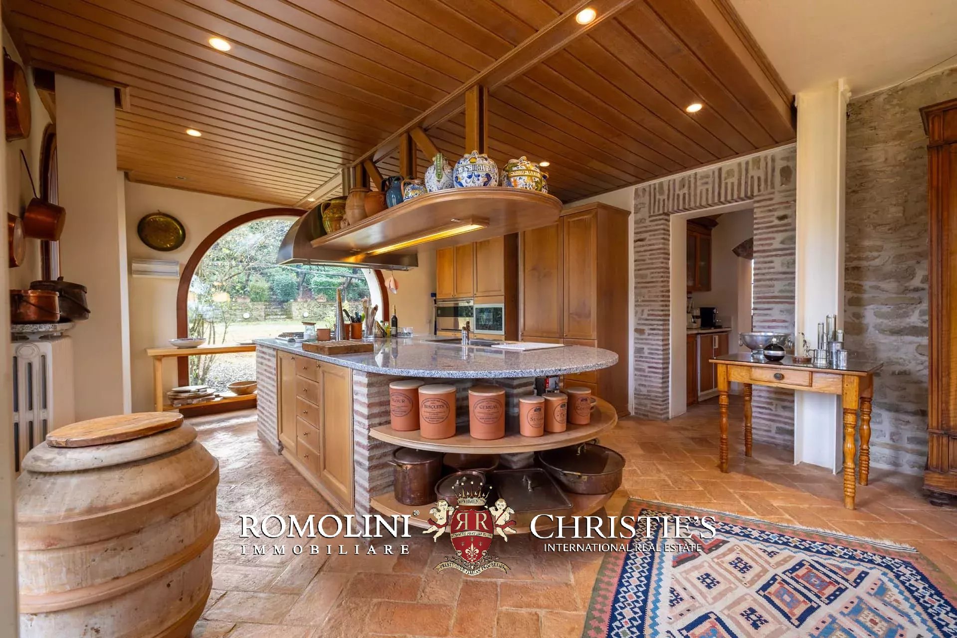 19 Bedroom Villa/Townhouse's Image 26