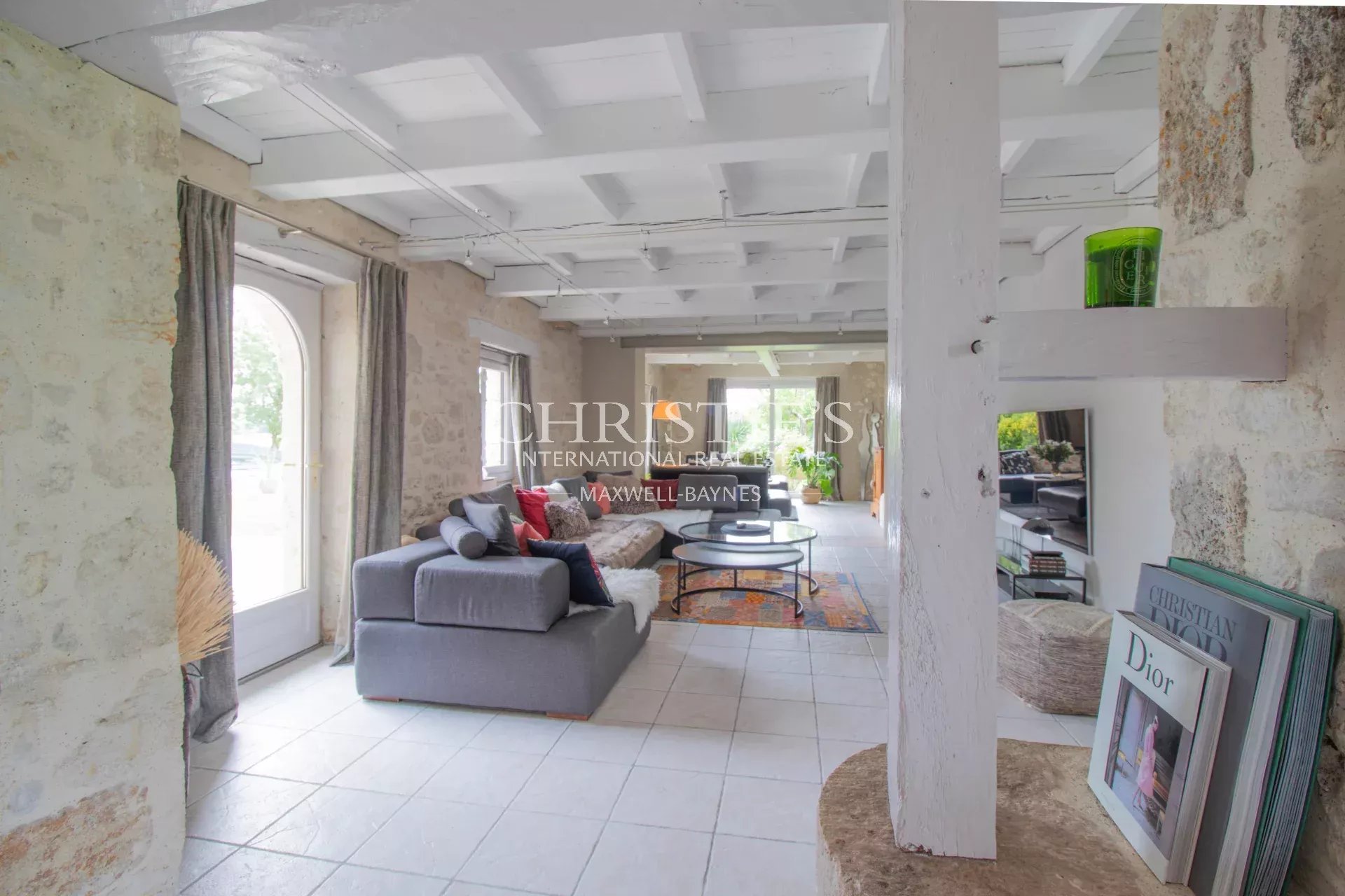 9 Bedroom Villa/Townhouse's Image 4
