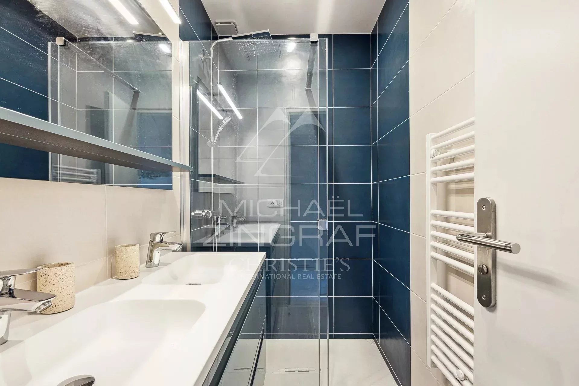 2 Bedroom Apartment/Flat's Image 3
