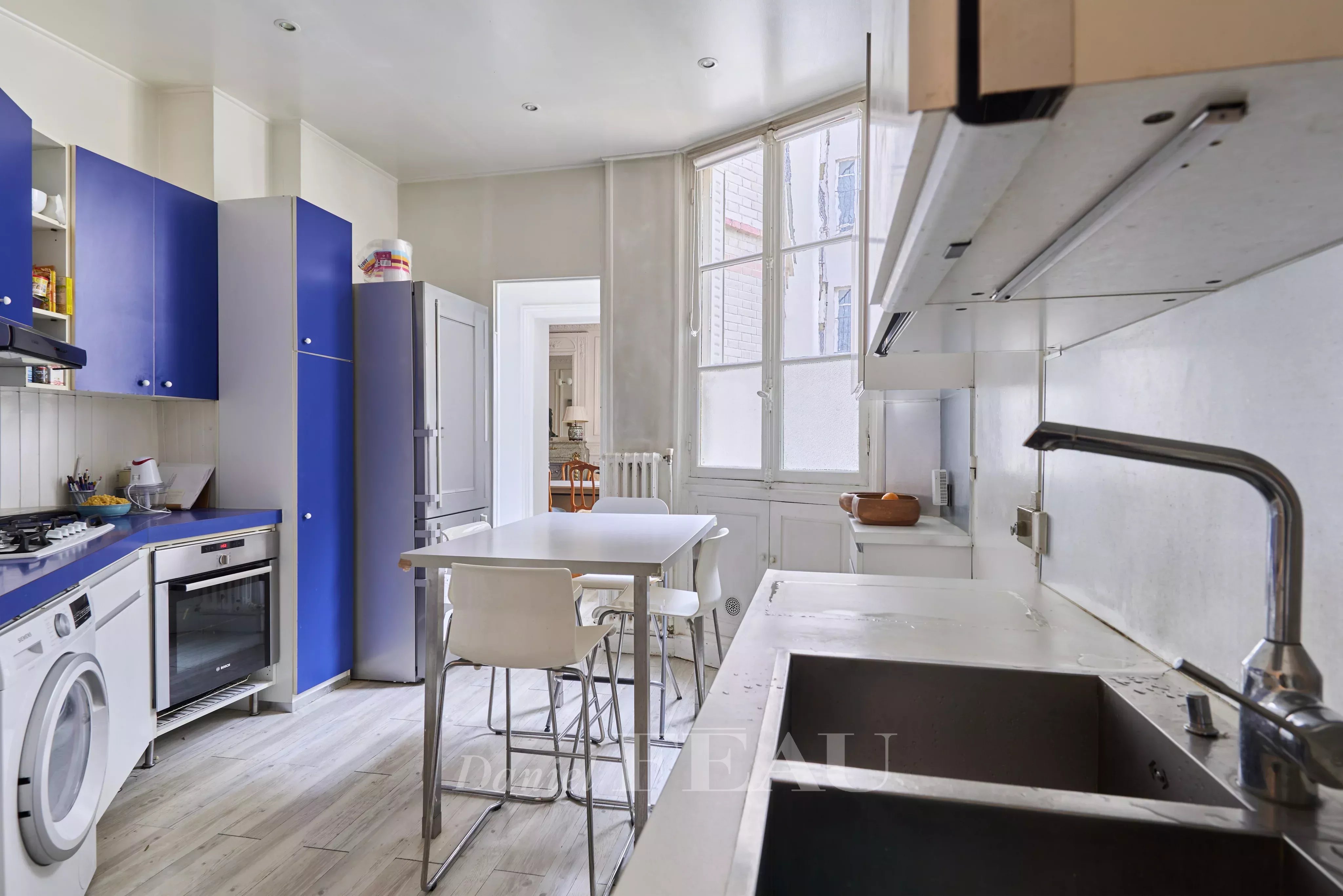 Sale Apartment Paris 16th