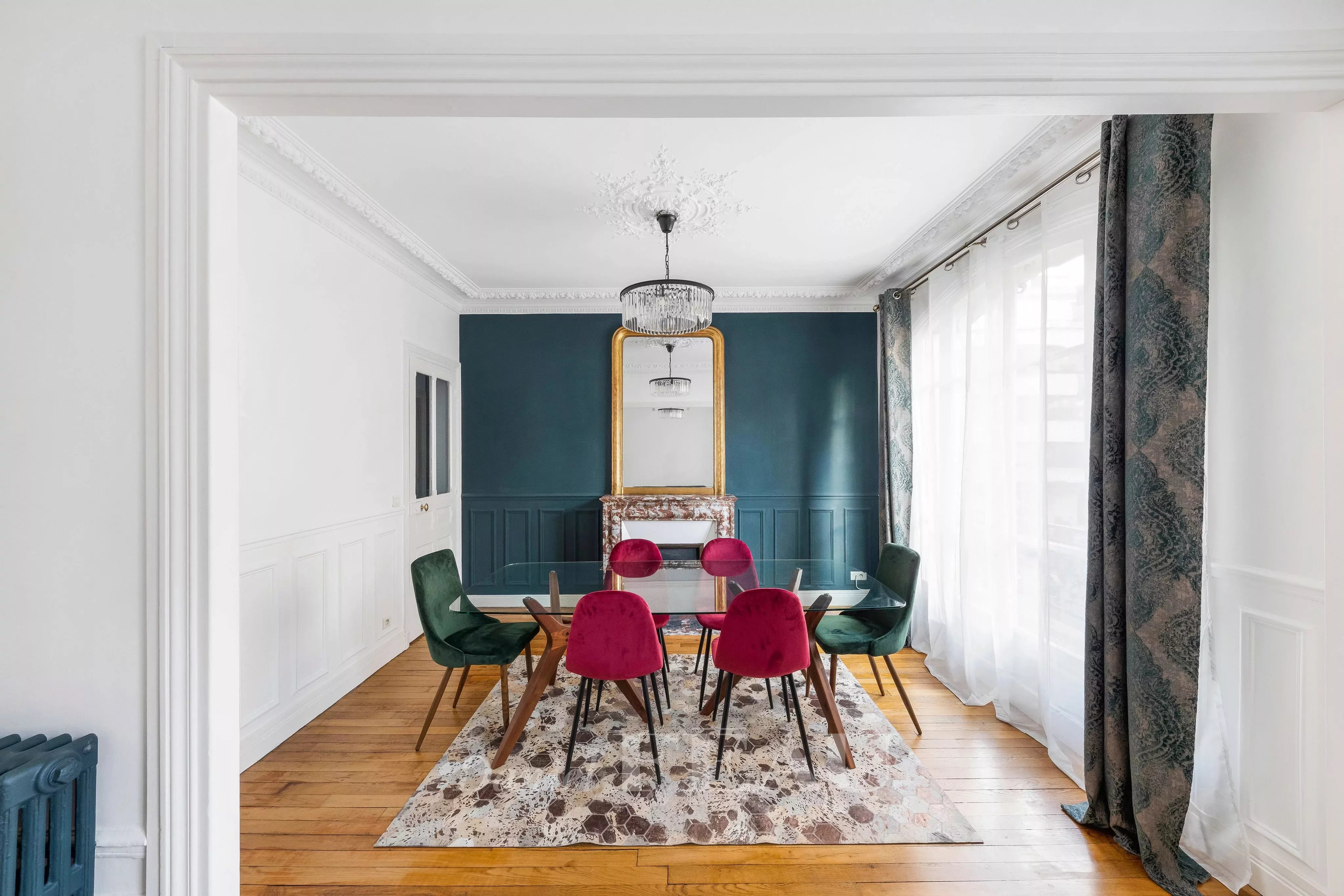 Dining room Wooden floor