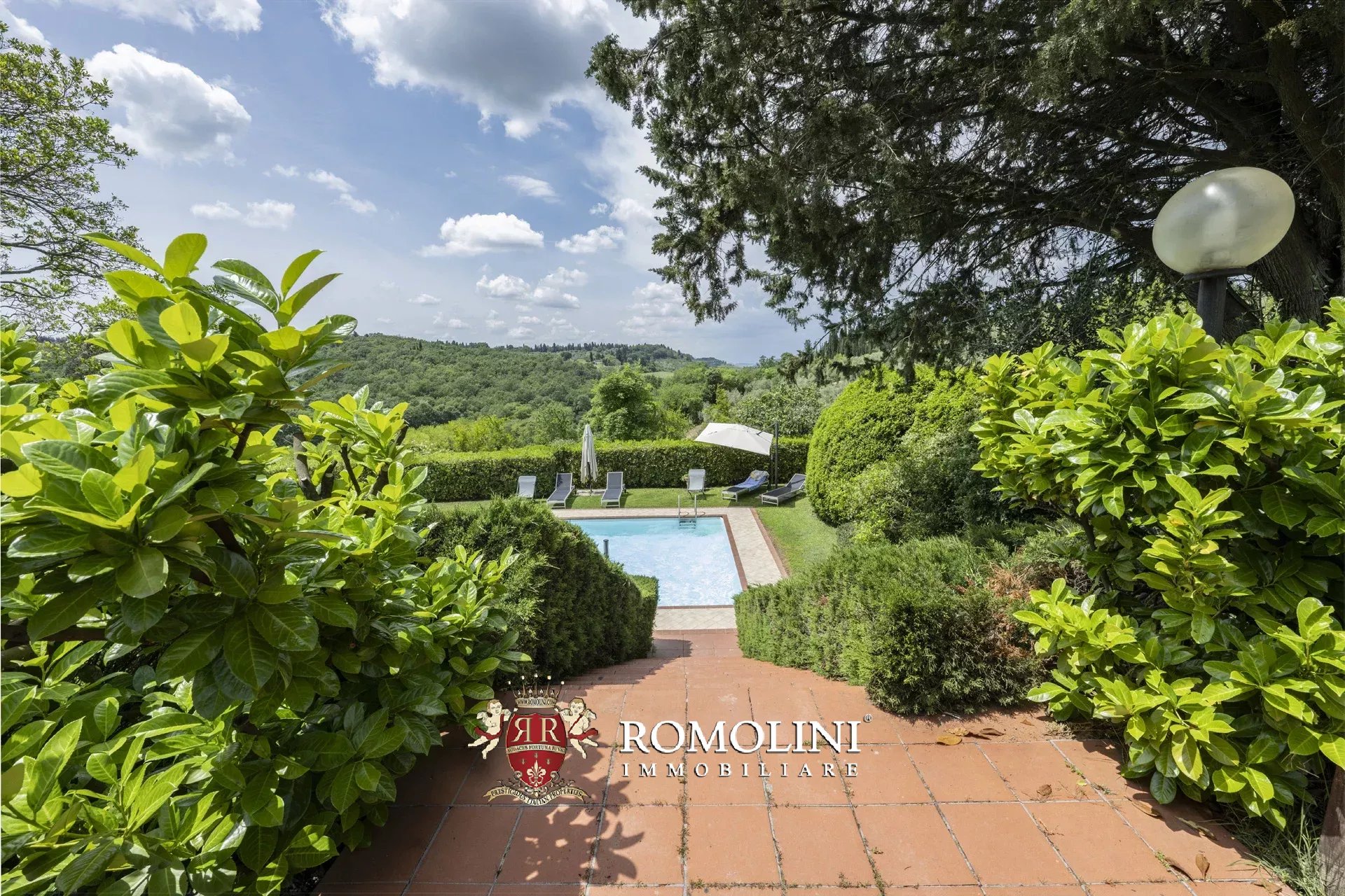 7 Bedroom Vineyard's Image 22