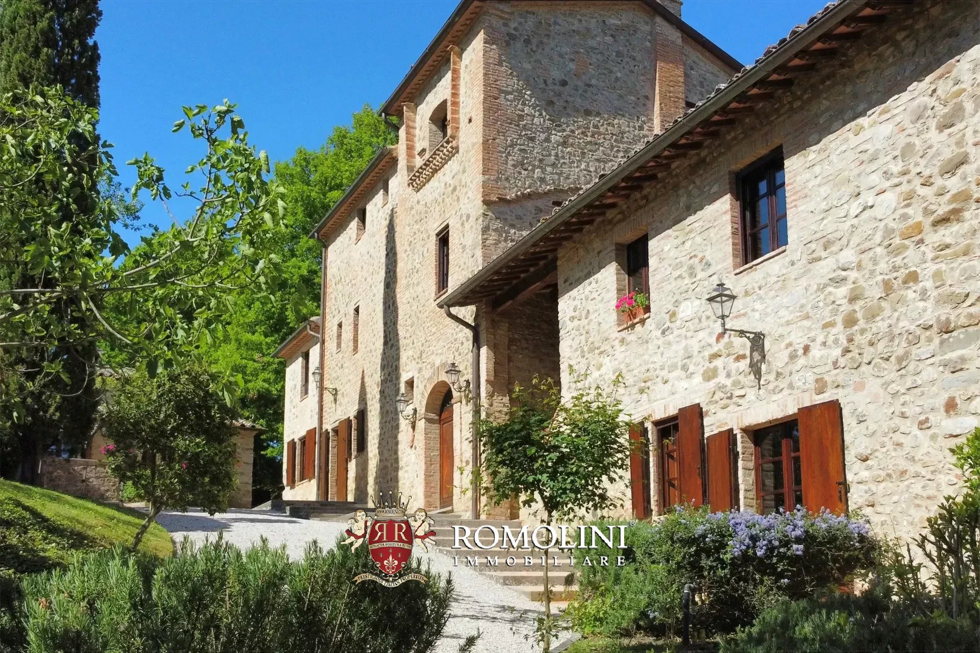 15 Bedroom Villa/Townhouse's Image 6