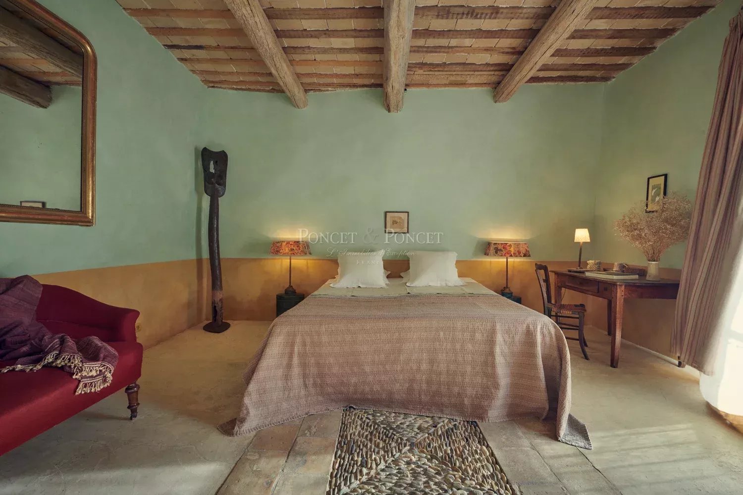 11 Bedroom Villa/Townhouse's Image 11