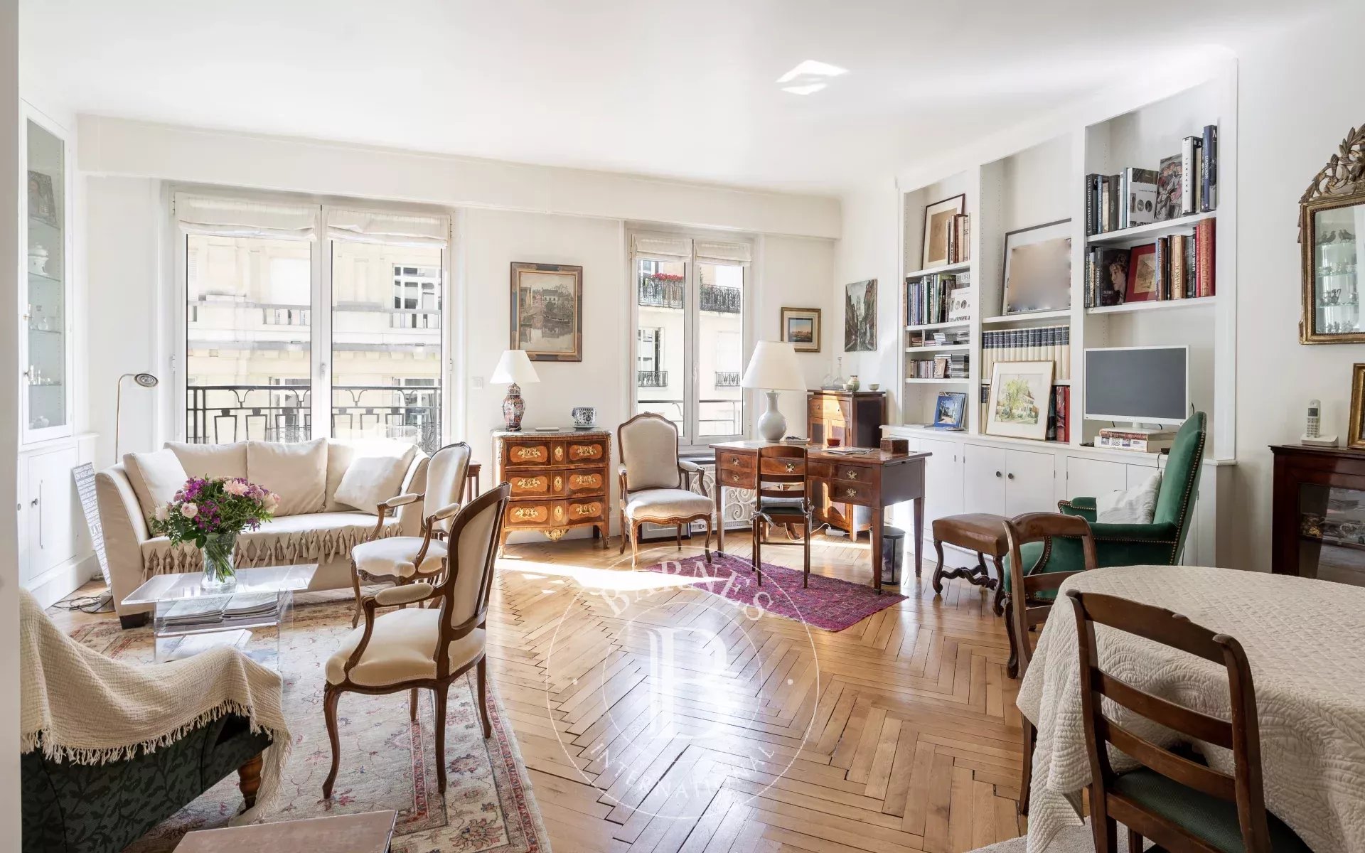 Sole agent - Paris 16 - Passy/Paul Doumer - 3-bedroom apartment