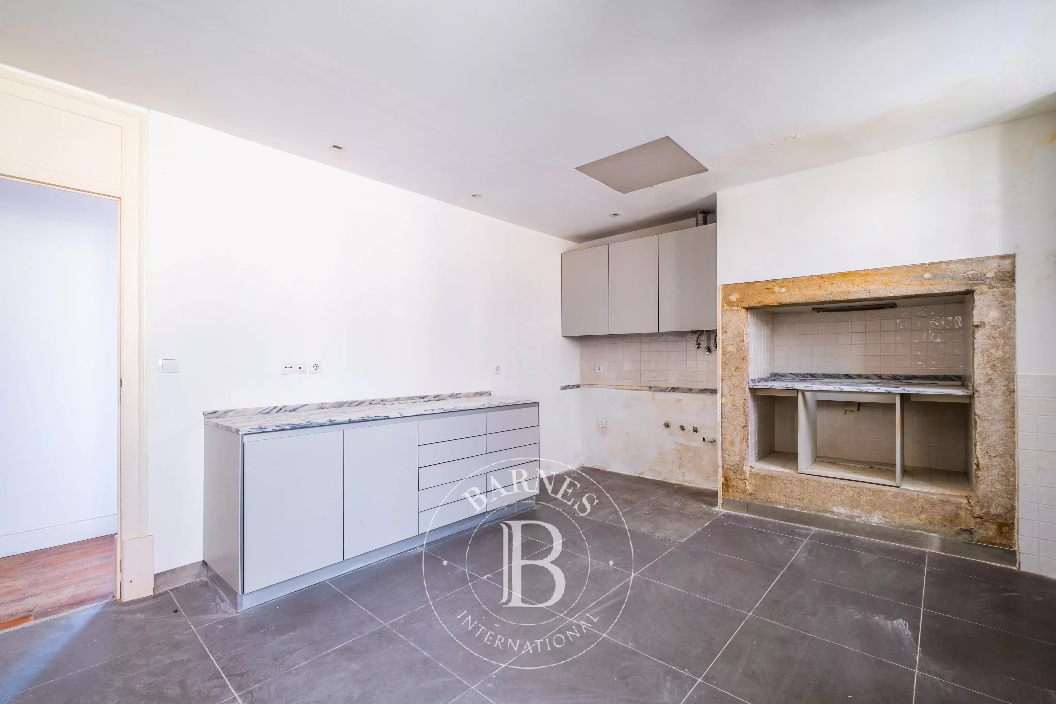 86230805 – São Vicente