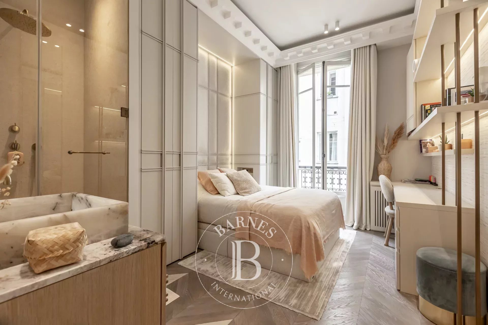 Daire Paris 8ème - picture 22