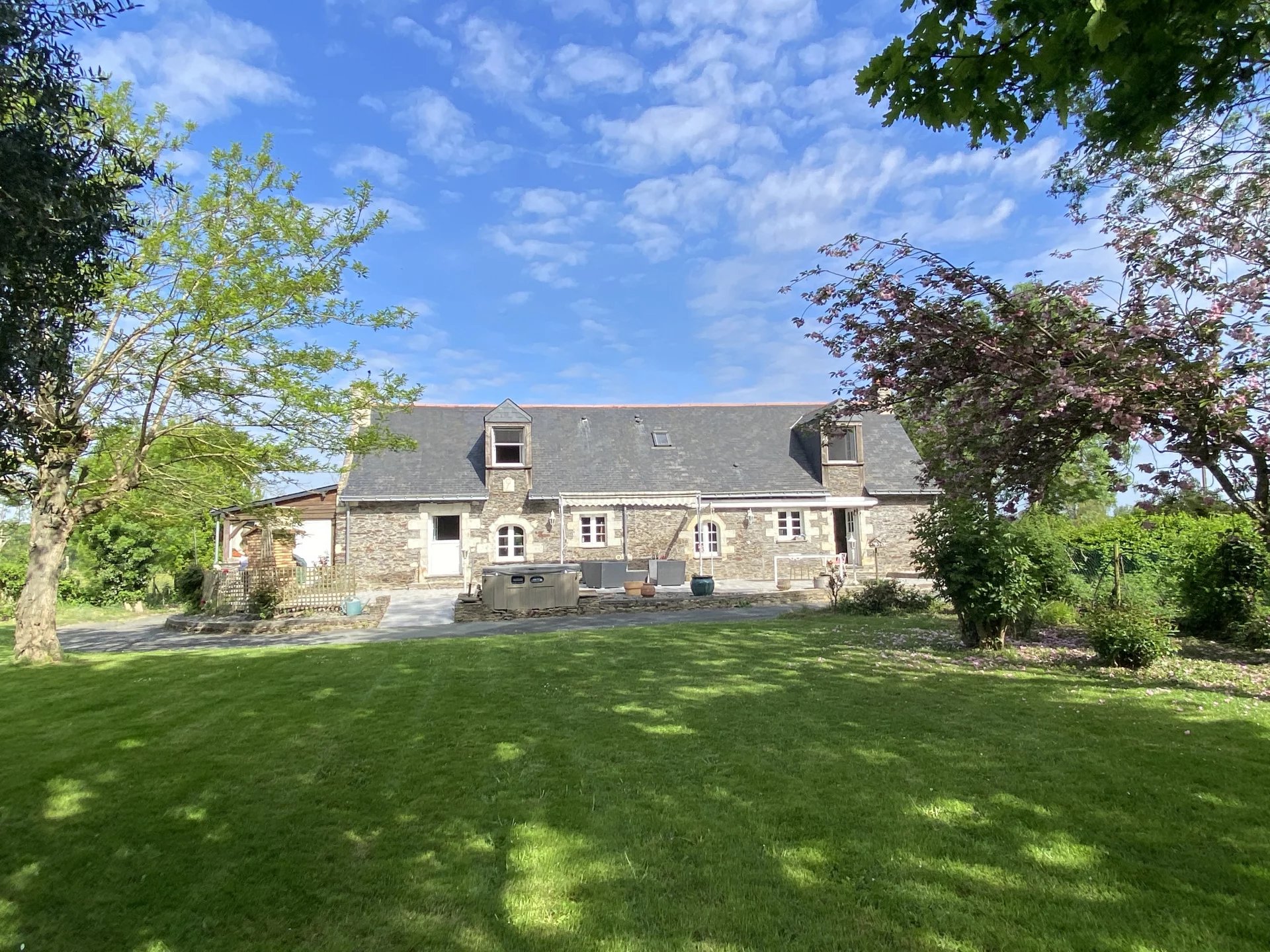 Agence immobilière de 
