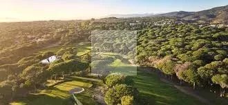 Terrain à Vendre : Un Emplacement Prisé au Calme, Proche des Golfs — photo 1