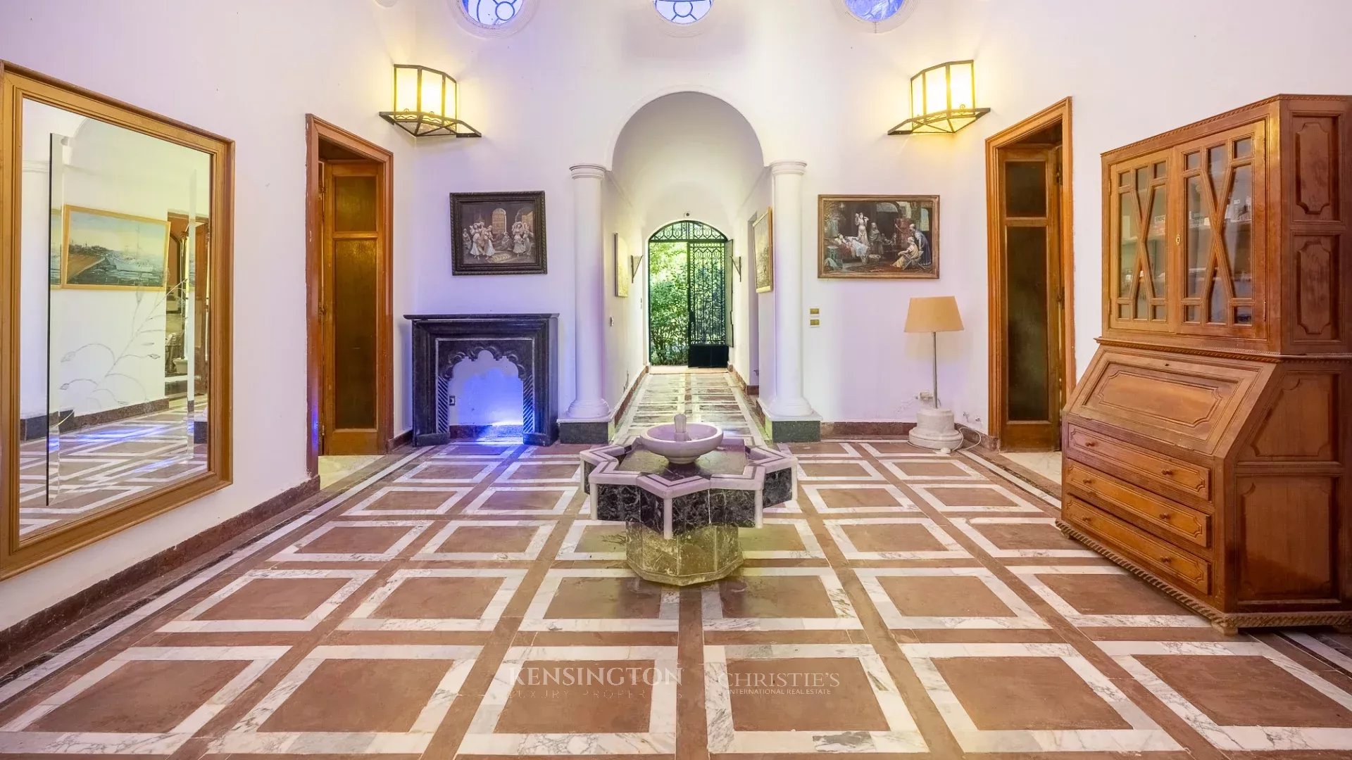 9 Bedroom Villa/Townhouse's Image 5