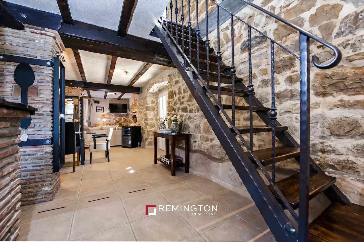 4 Bedroom Villa/Townhouse's Image 14