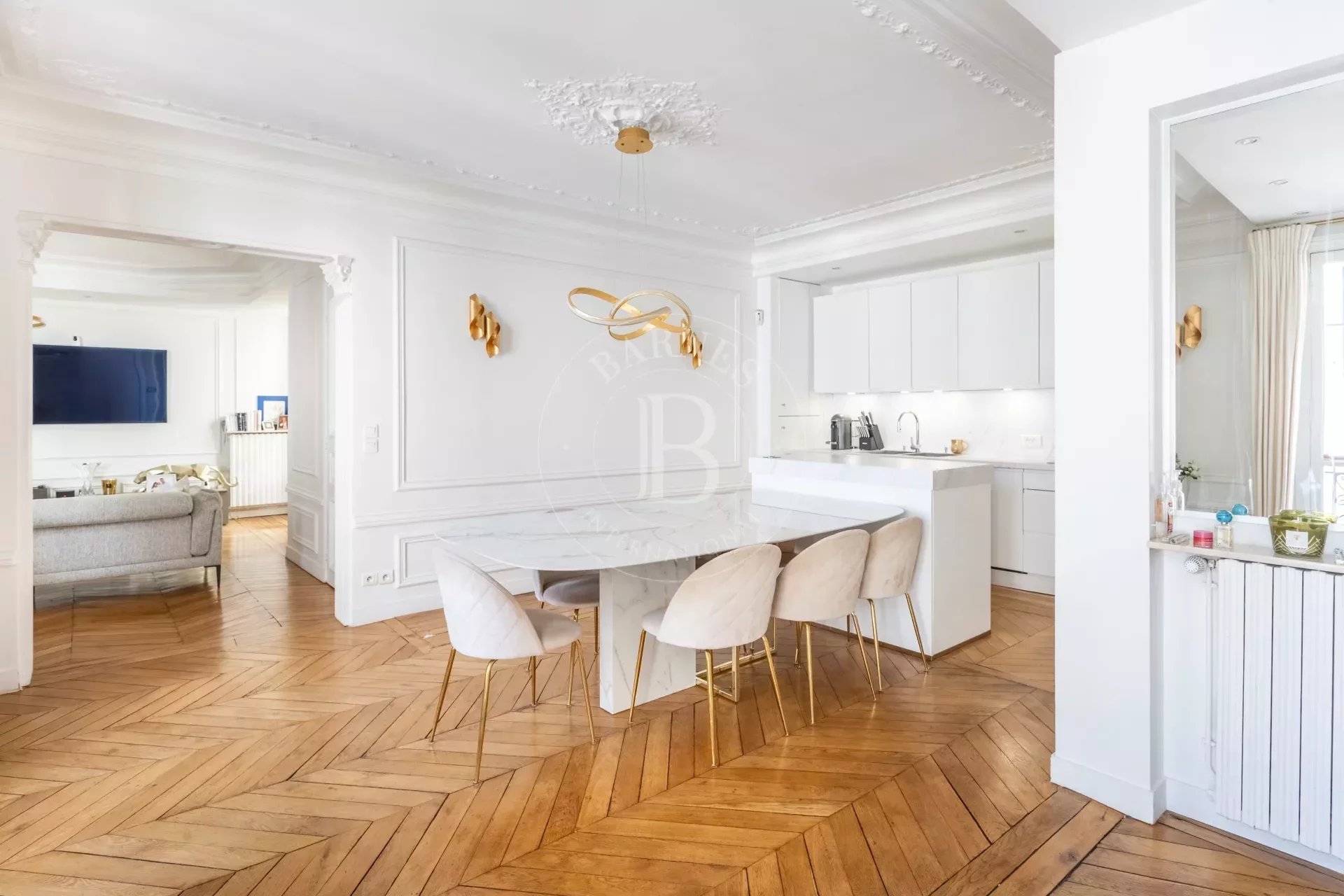 Paris 16 - Arc de Triomphe / Kléber - fully renovated