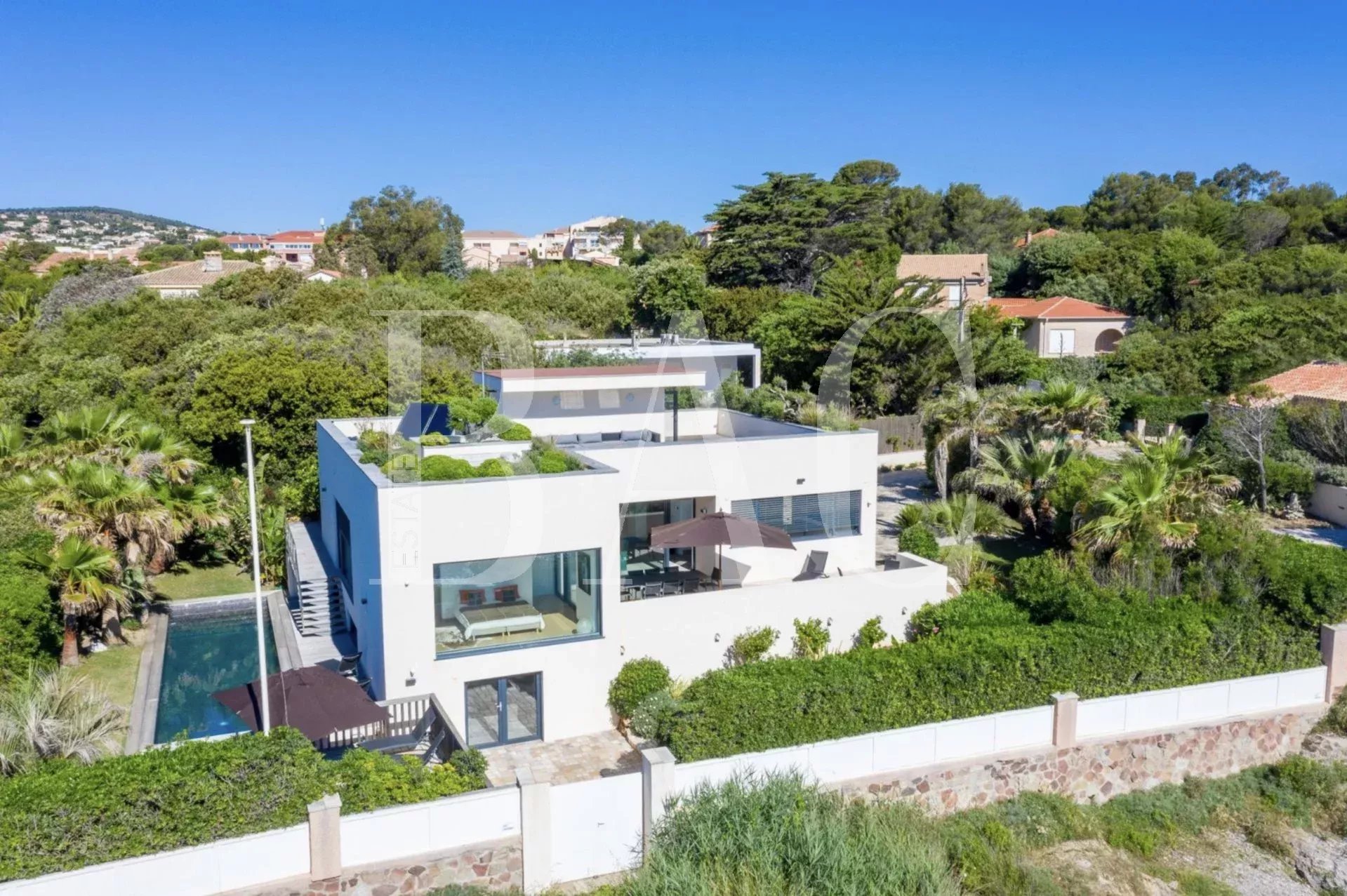 Agence immobilière de 