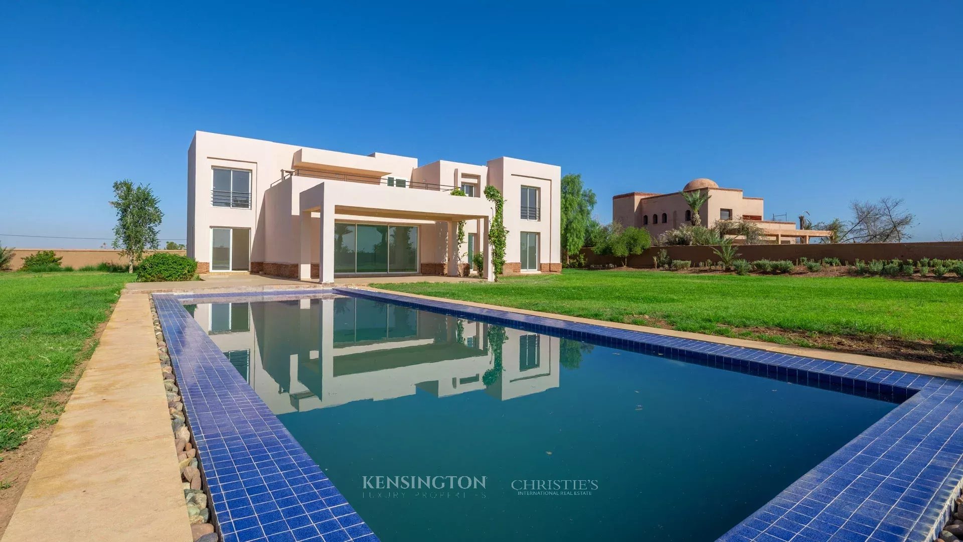 5 Bedroom Villa/Townhouse's Image 12