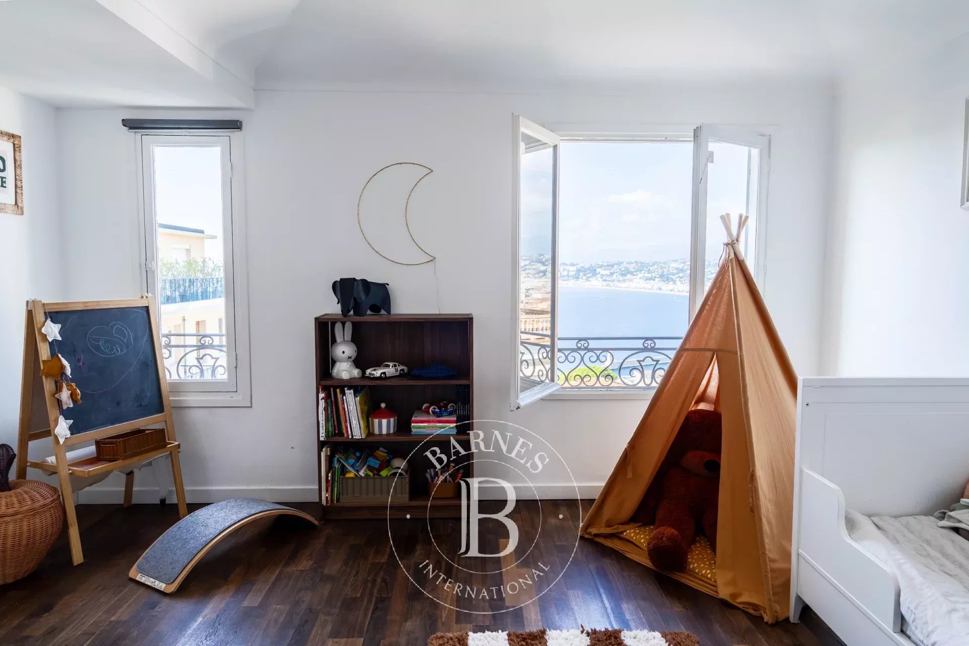 Ev Nice - picture 13