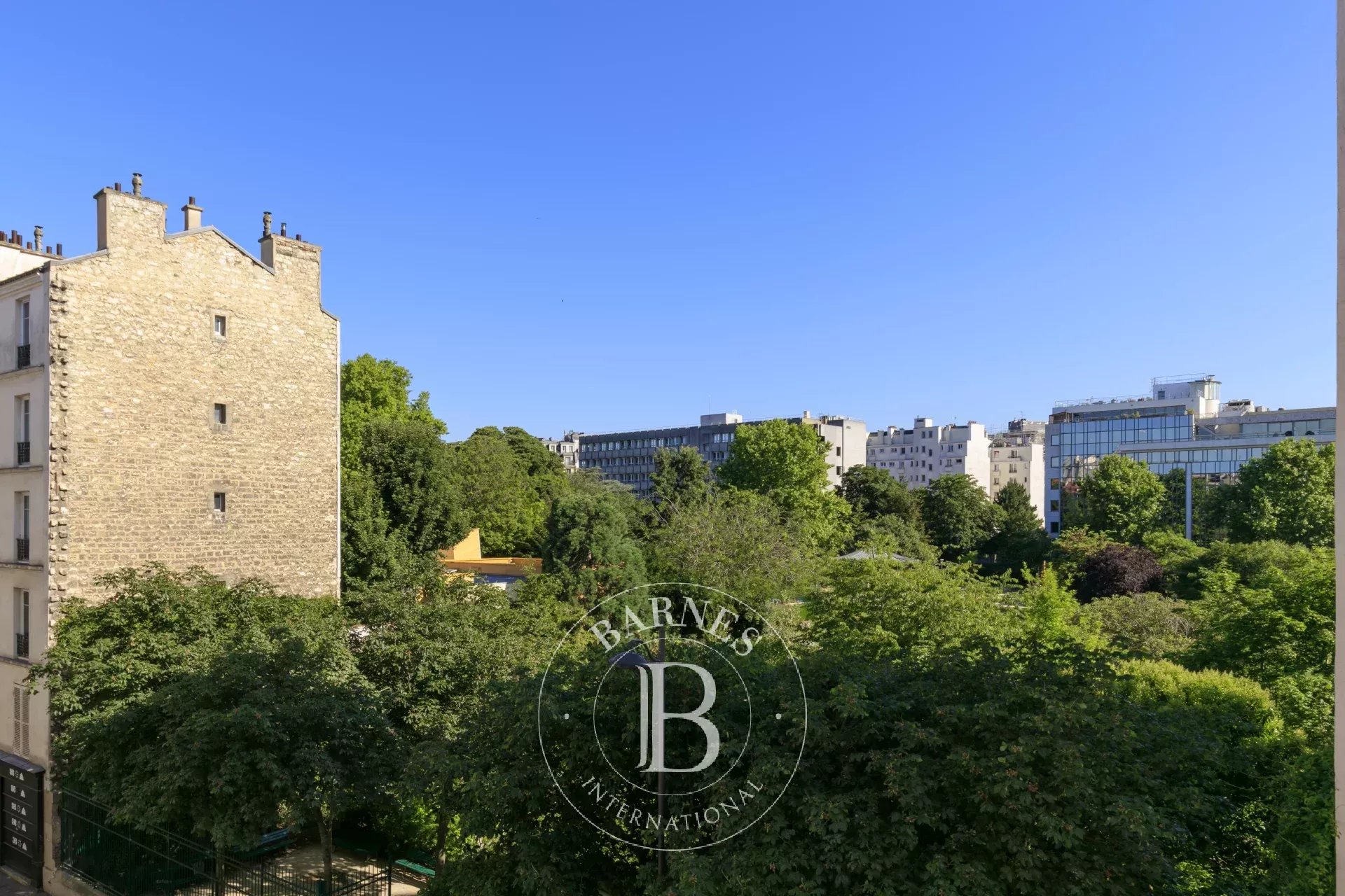 Daire Paris 10ème - picture 14