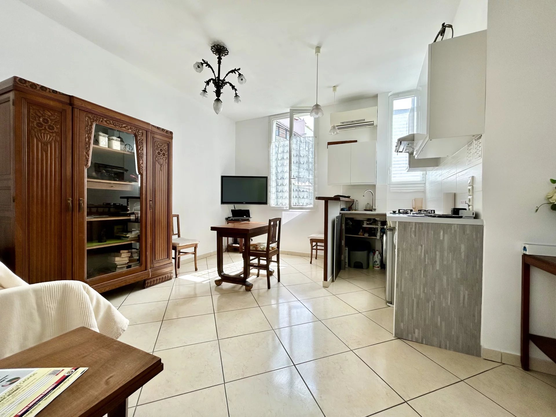 3 PIECES - CAGNES SUR MER