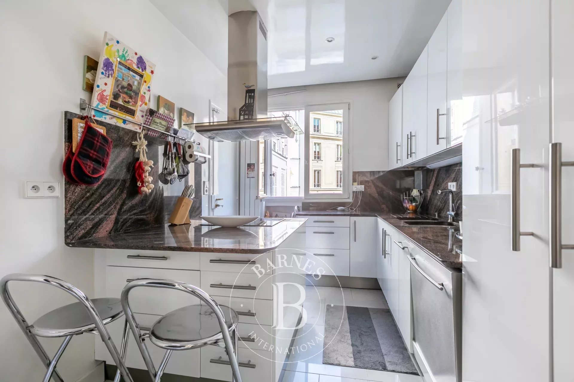 Daire Paris 8ème - picture 7