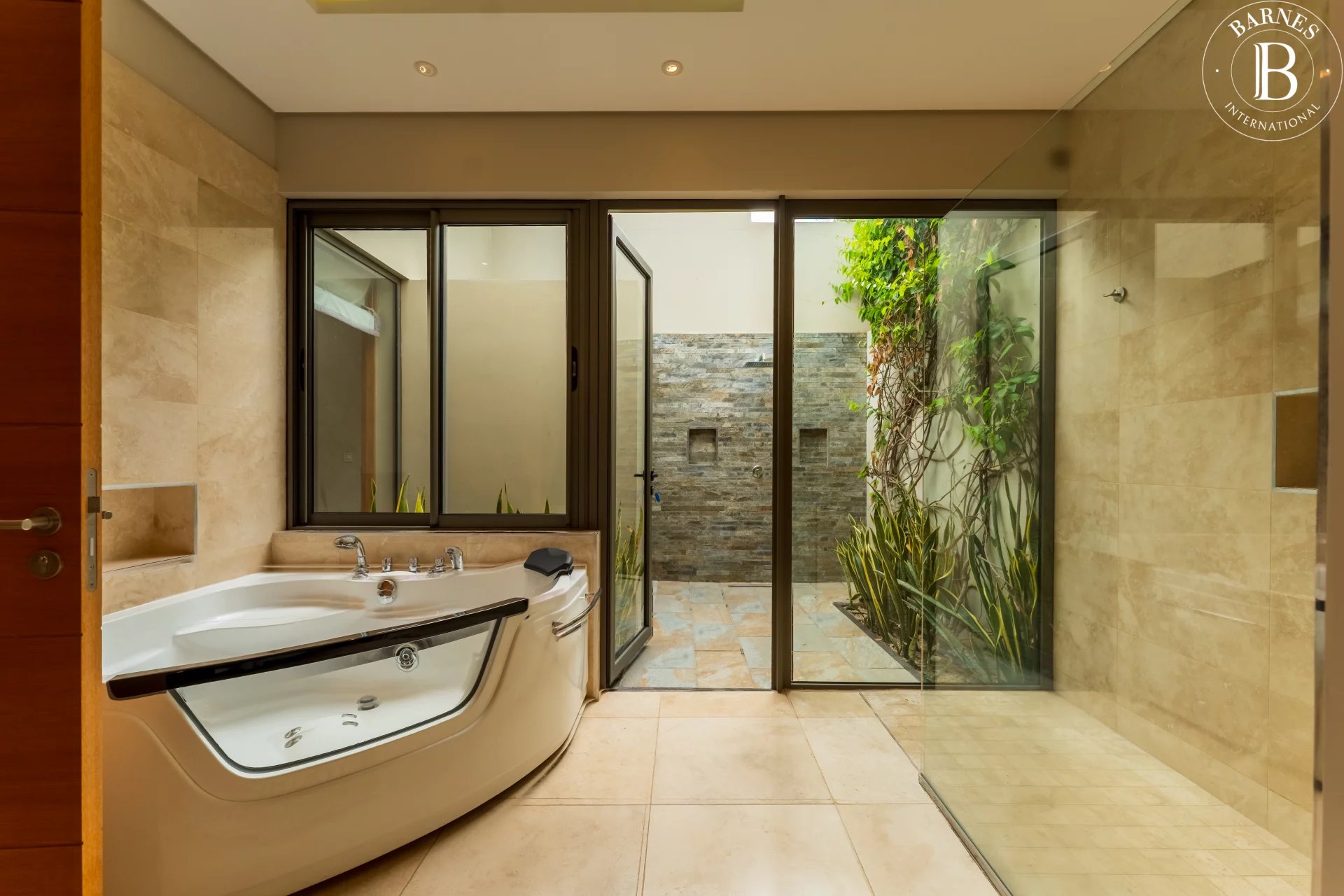 Villa Beau Champ - picture 40