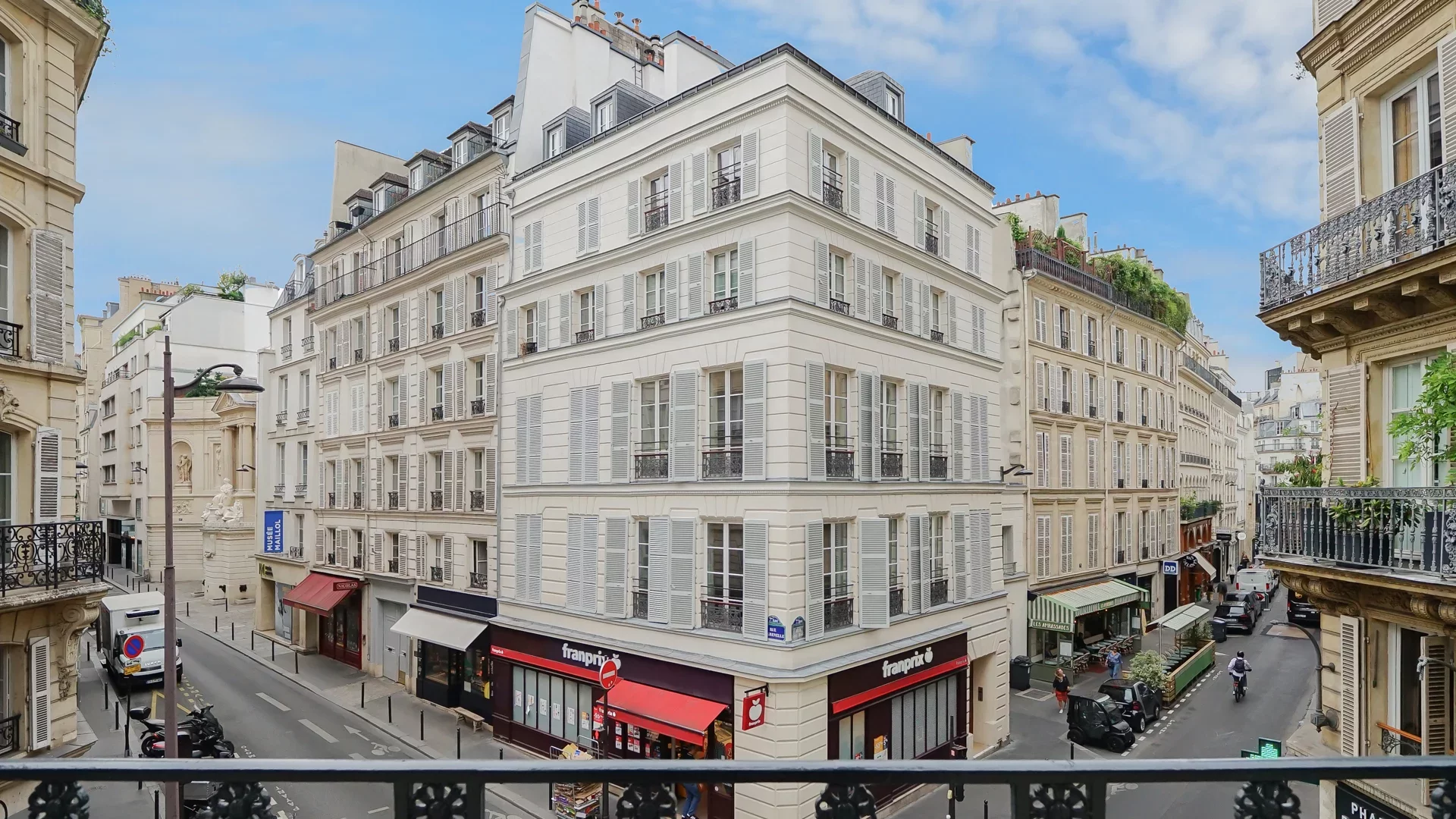 Paris 7e - BAC / GRENELLE