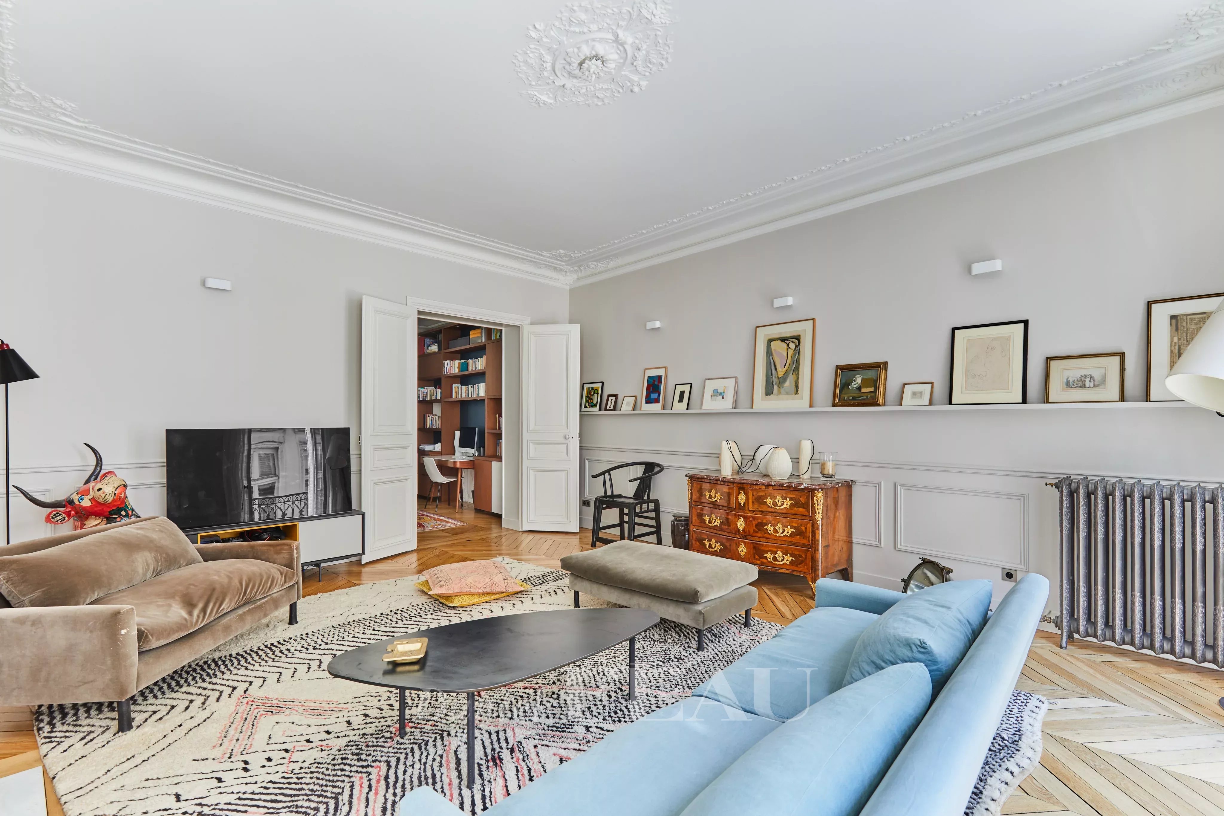 Sale Apartment Paris 7th