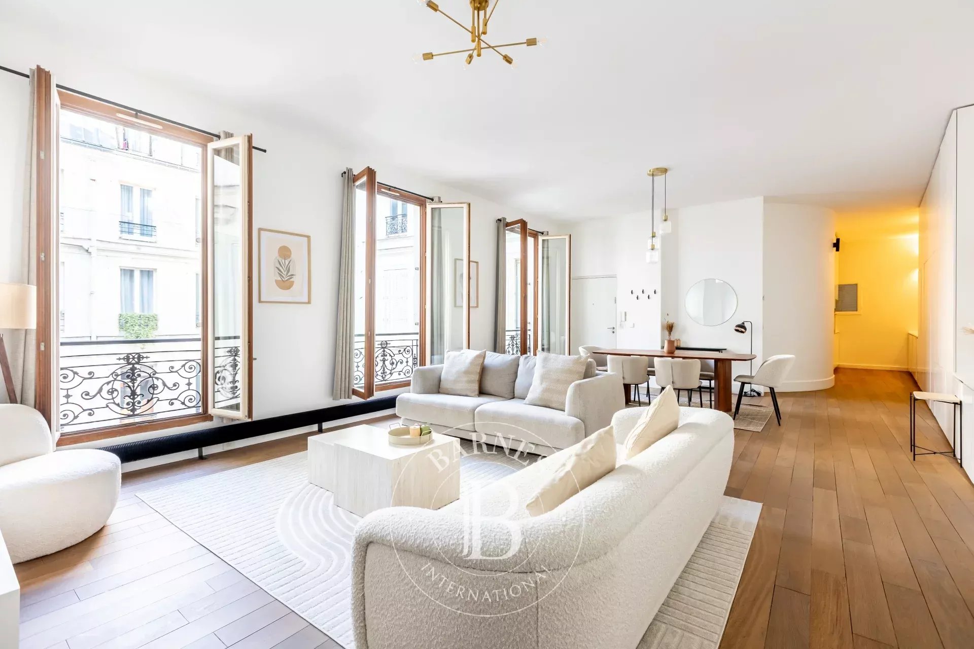 Appartement Paris 75008  -  ref 86822804 (picture 1)