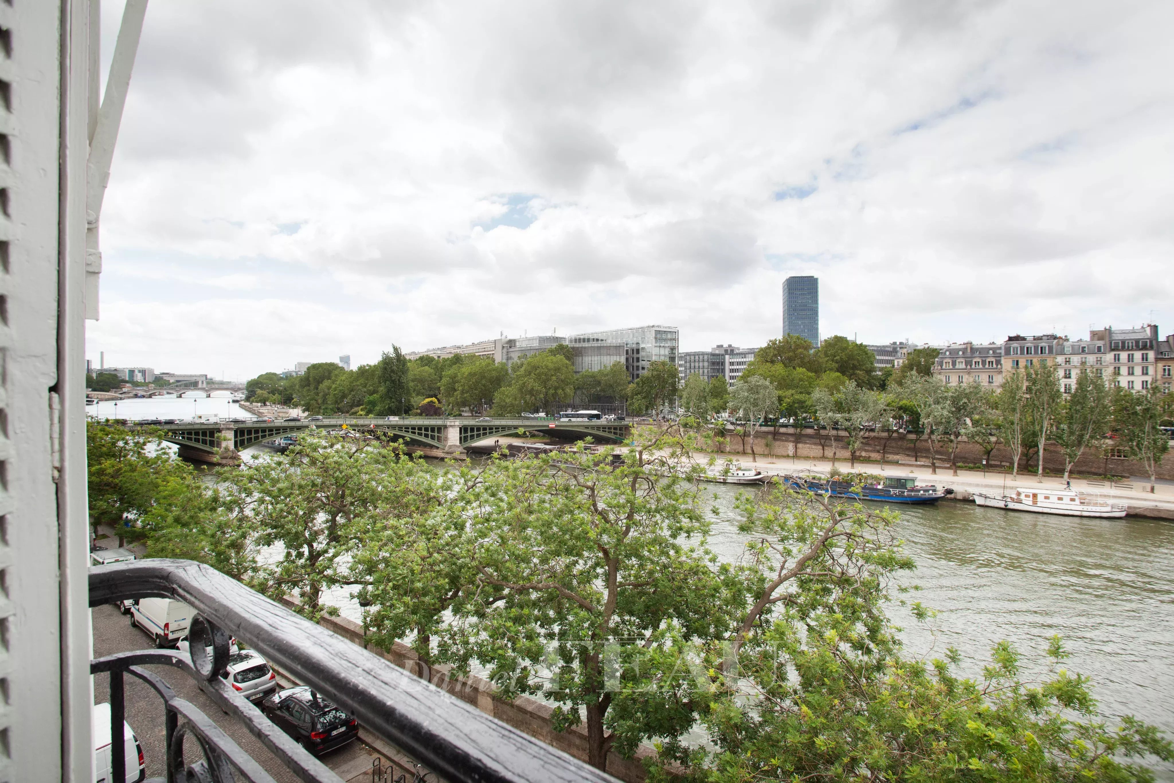 Rental Apartment Paris 4th