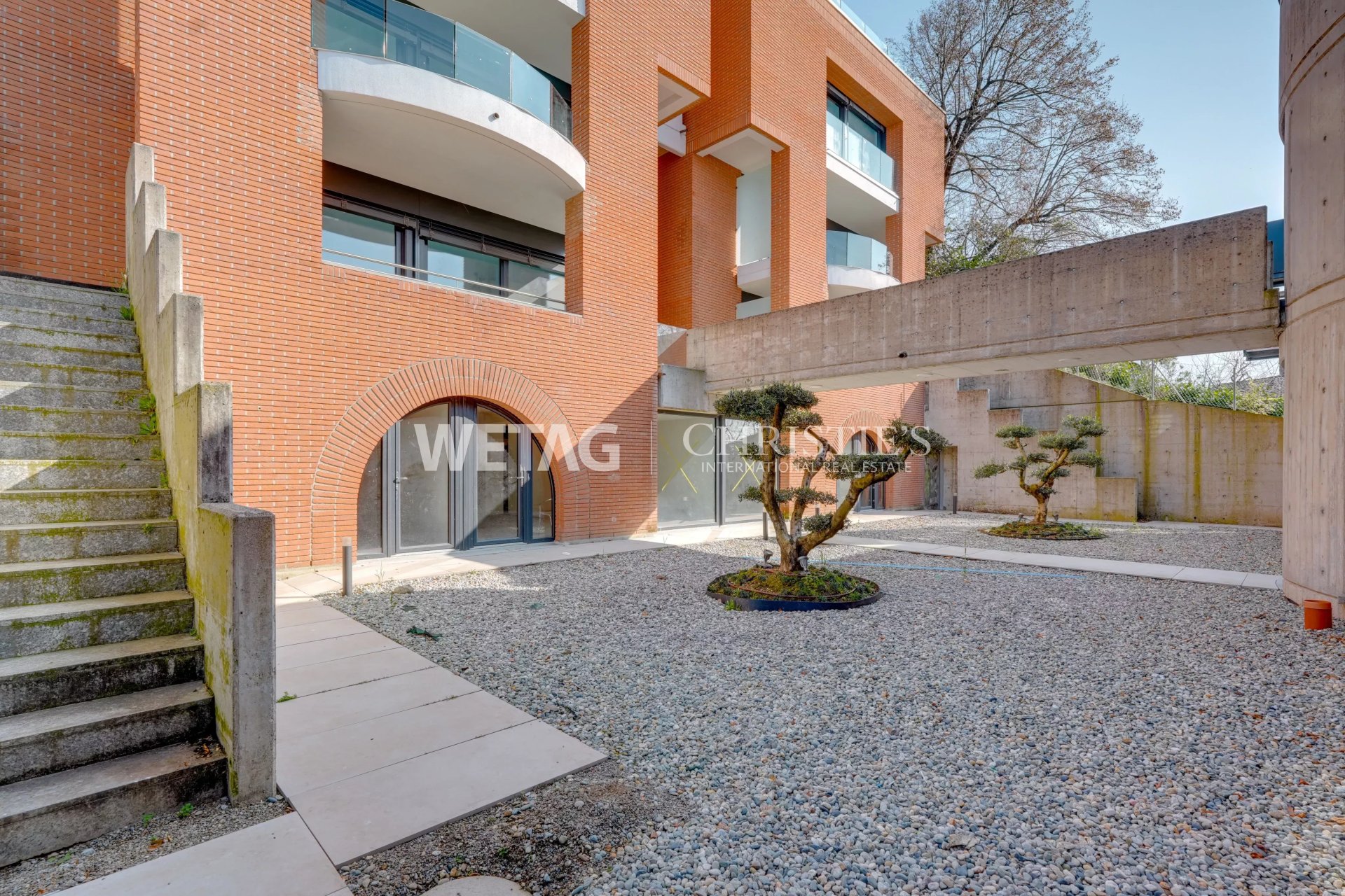 4 Bedroom Villa/Townhouse's Image 12