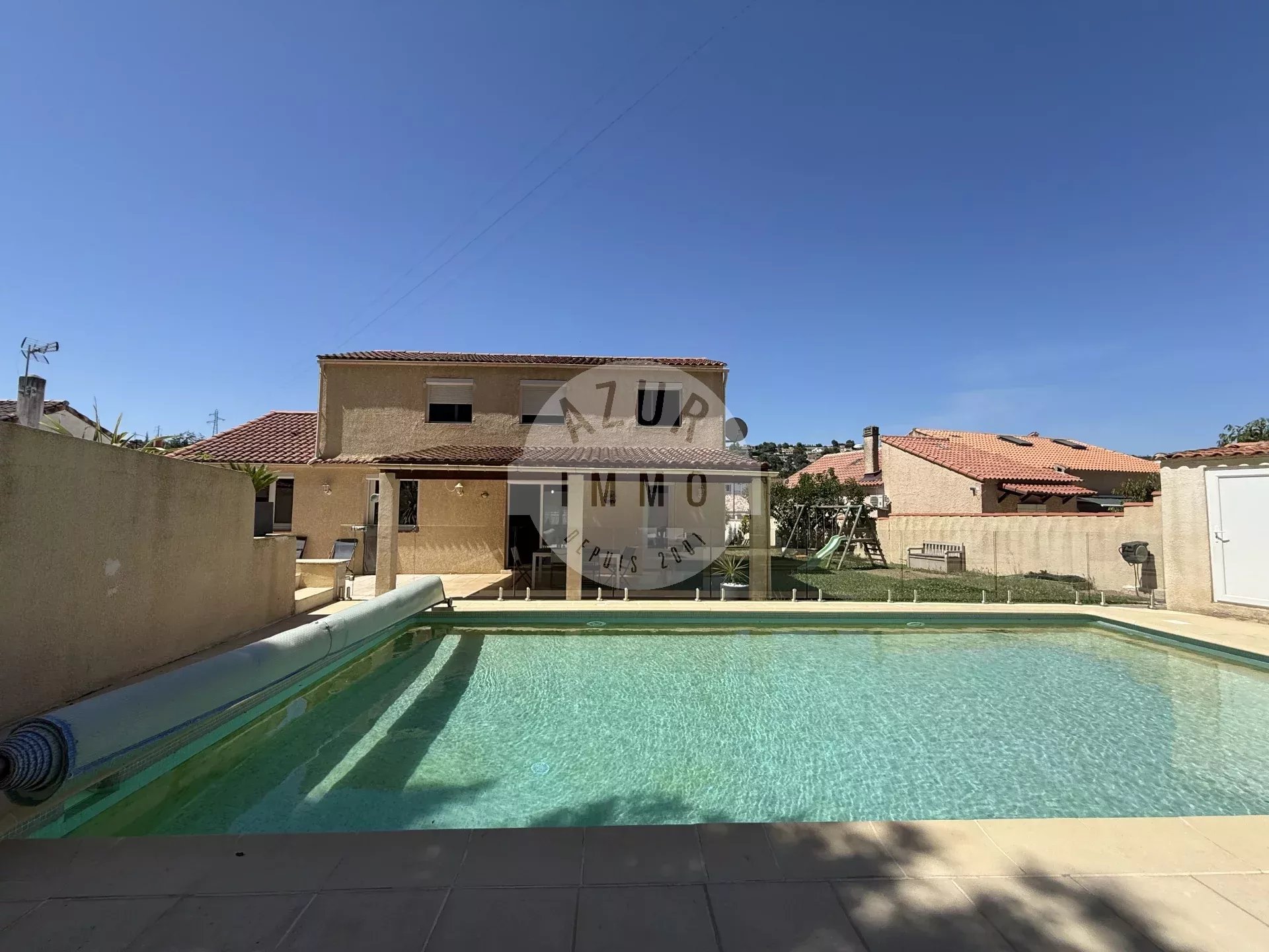 Agence immobilière de 