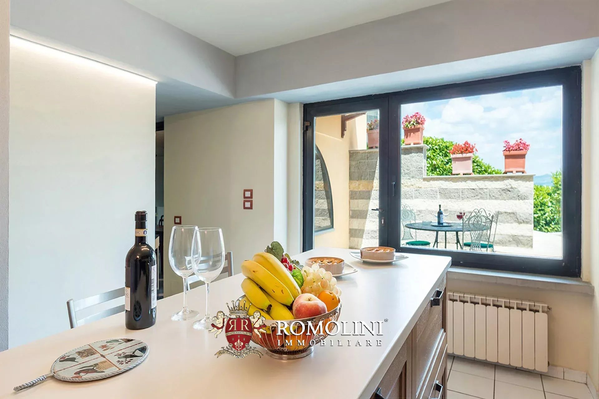 10 Bedroom Villa/Townhouse's Image 27