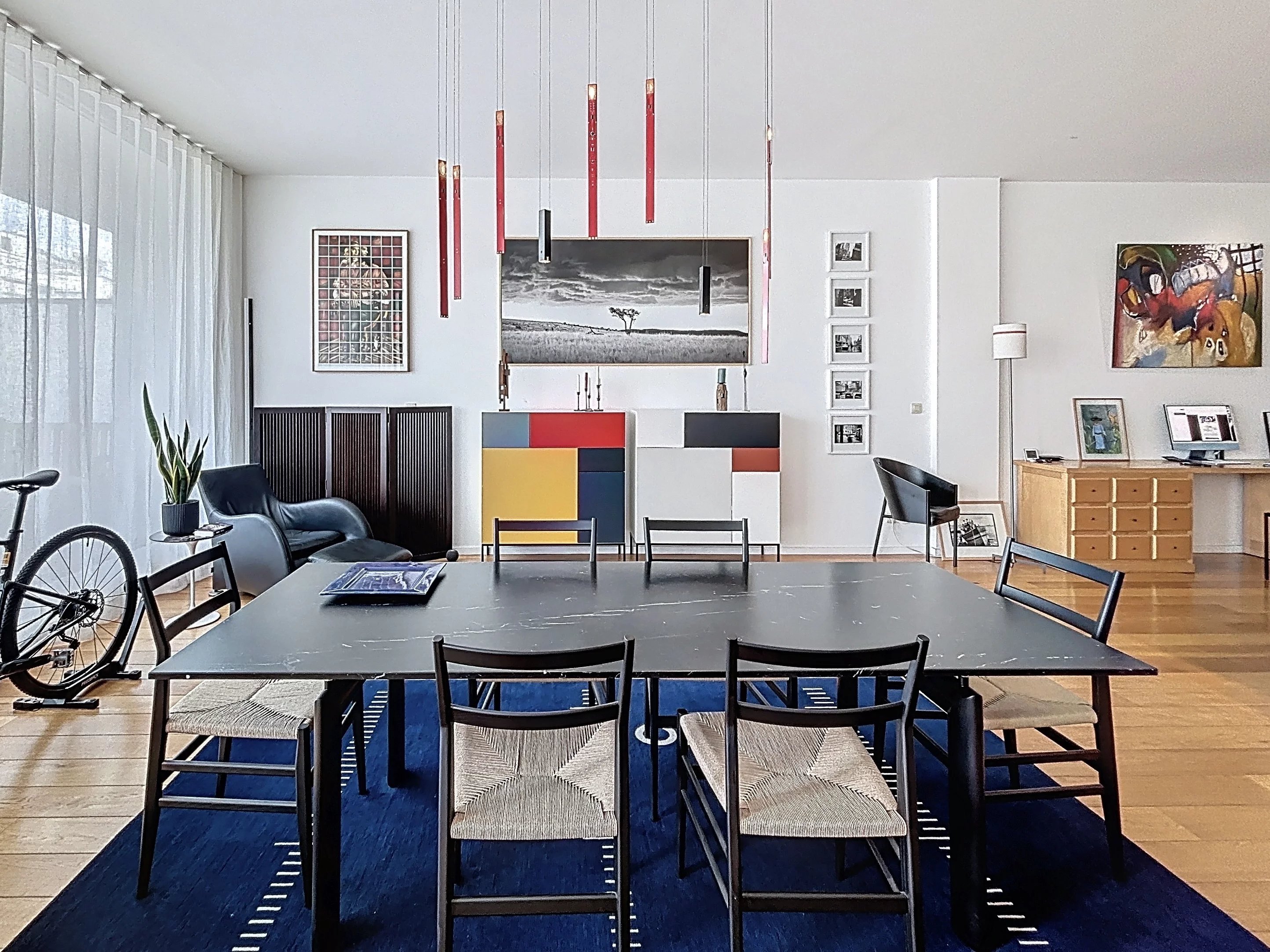 Brussel centrum – Groot gerenoveerd appartement – terras en hoge plafonds