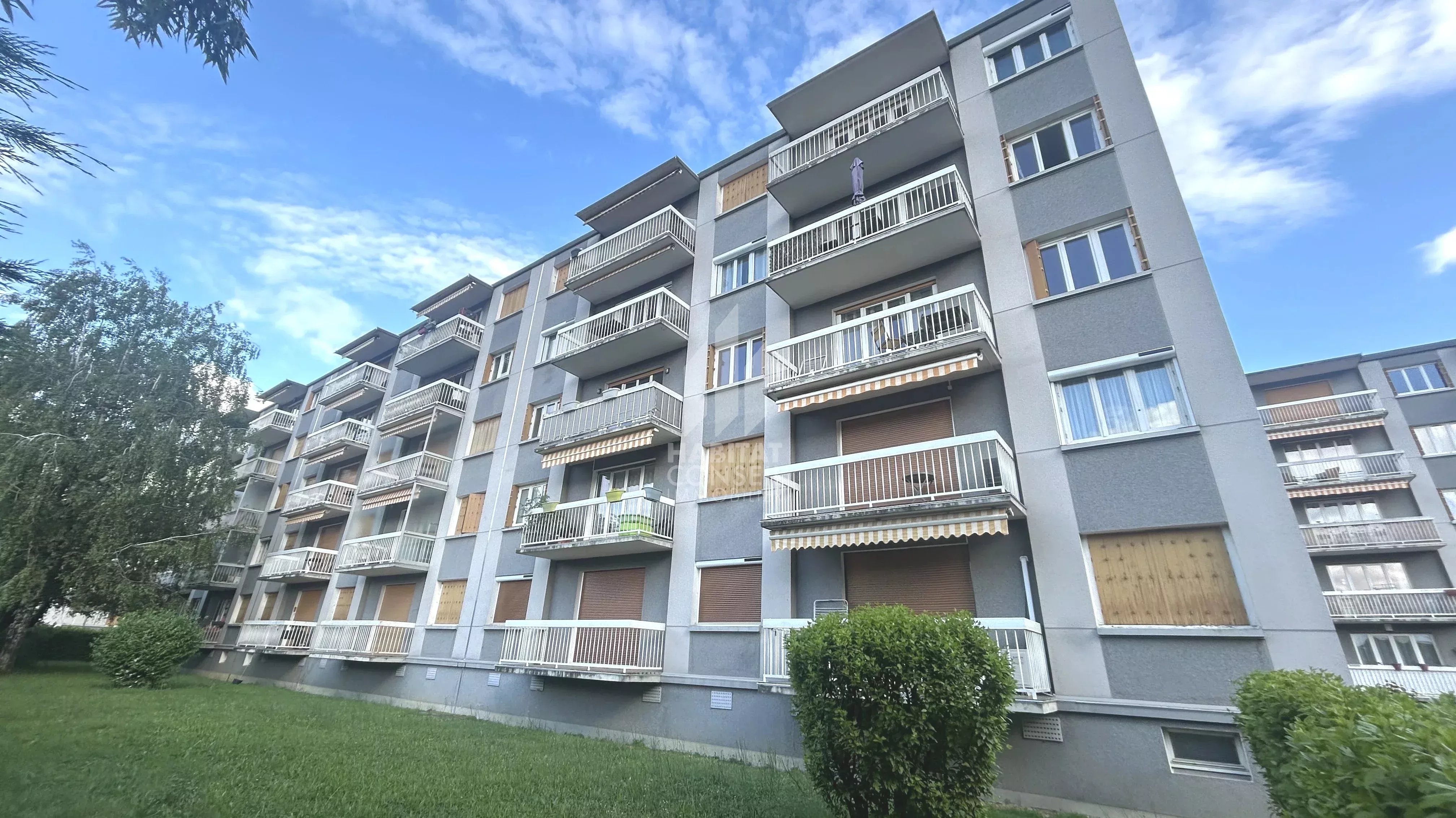 Sale Apartment Saint-Égrève
