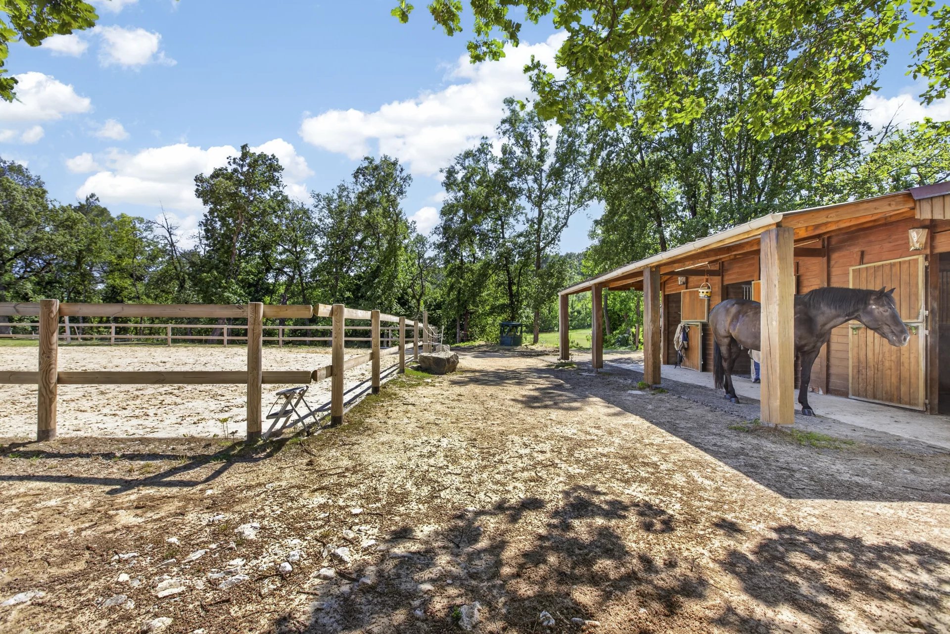 Beautiful Stone Property near Fayence with Views and Stables - Fayence