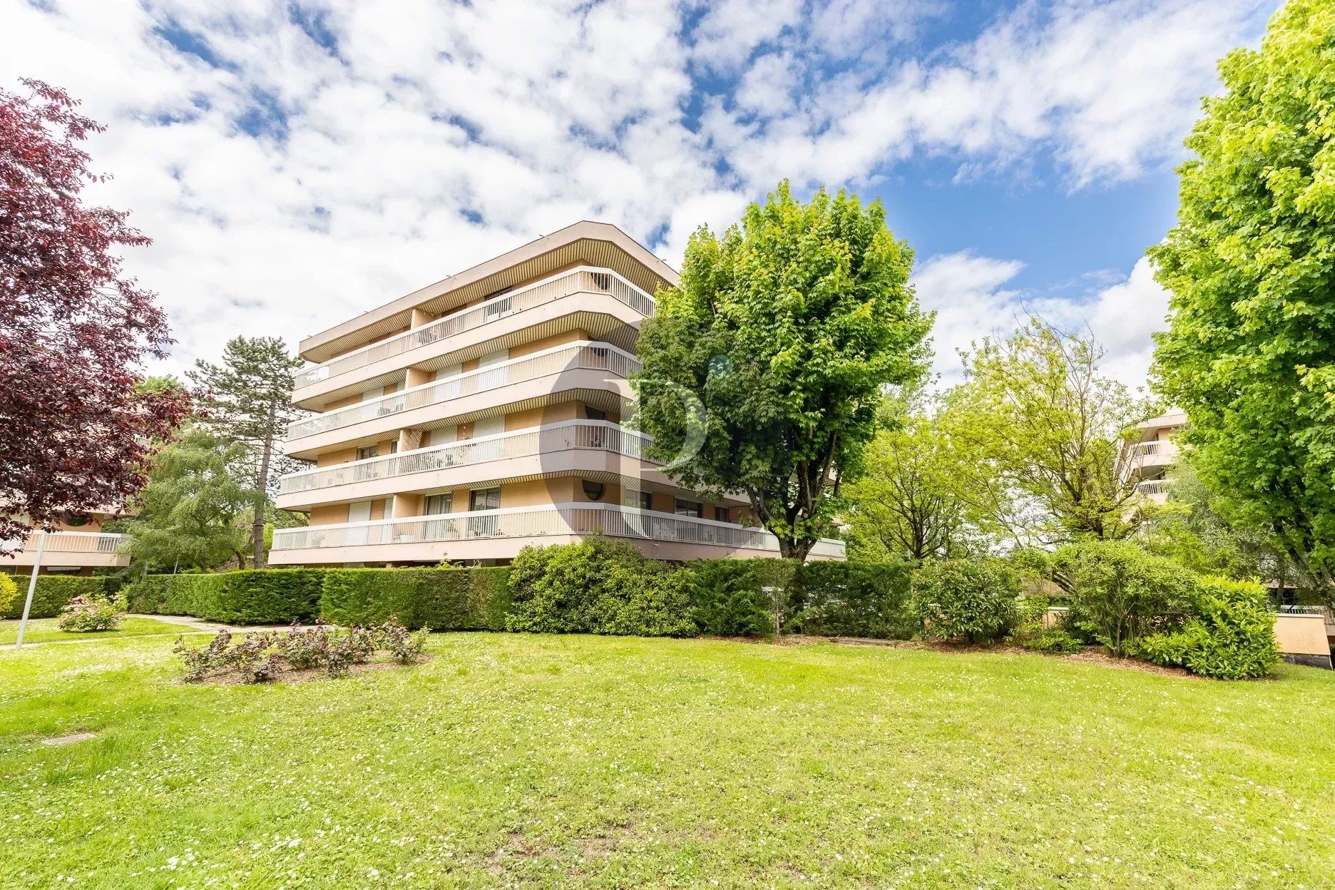 vente-appartement-3-pieces-verrieres-le-buisson-84700262