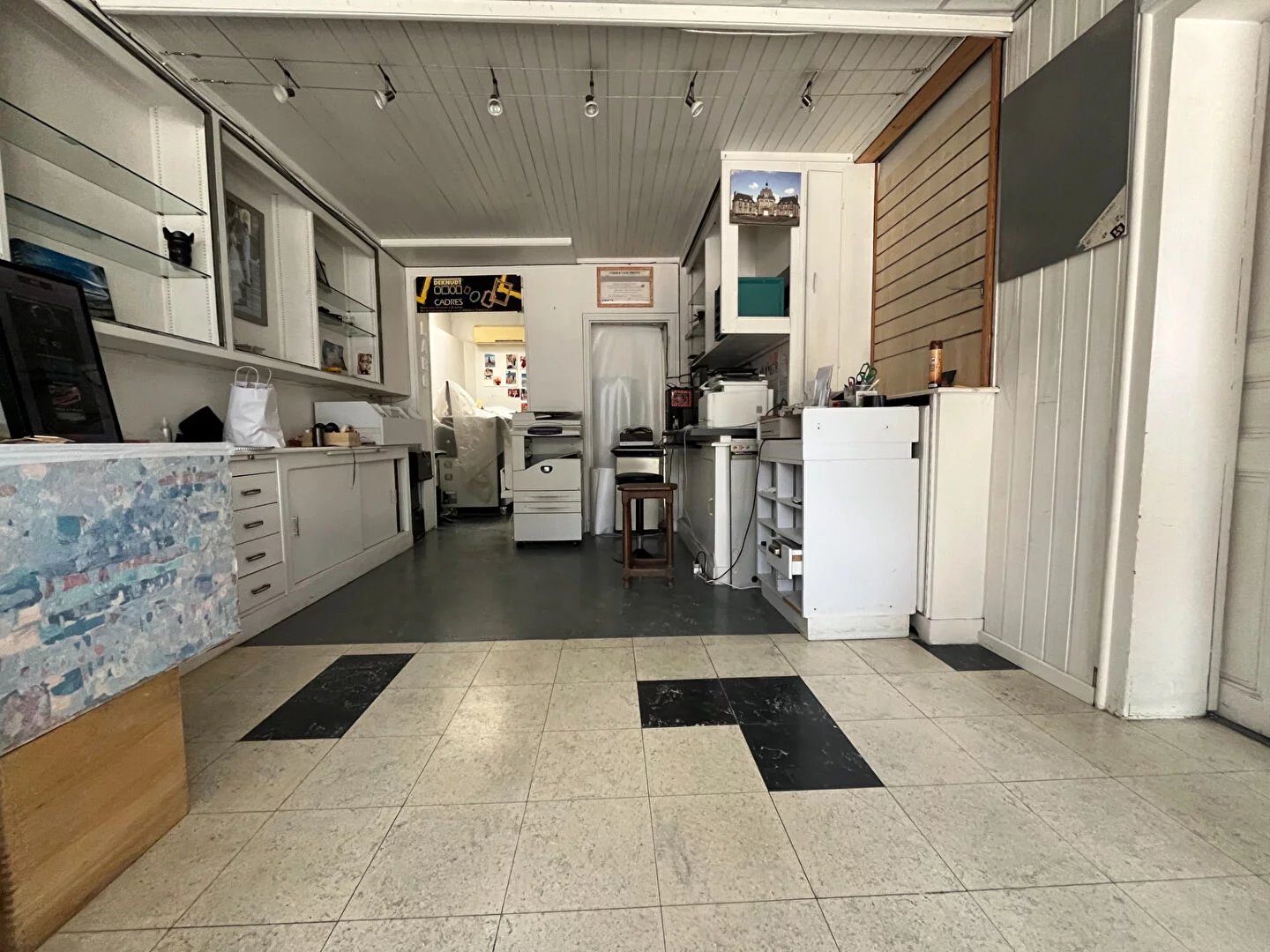 Vente Immeuble Auneau-Bleury-Saint-Symphorien