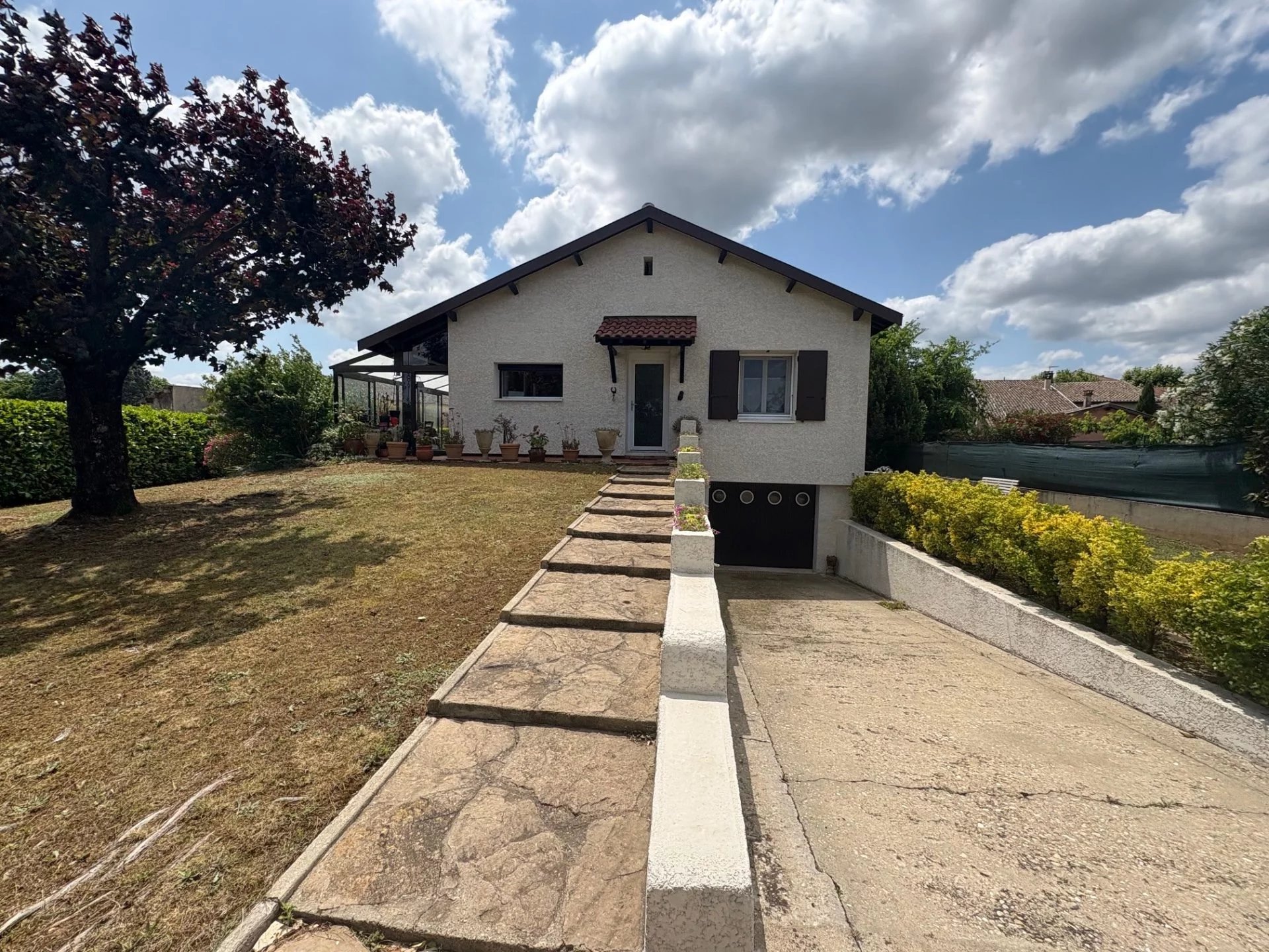 Villa rénovée isolation thermique sur sous-sol complet