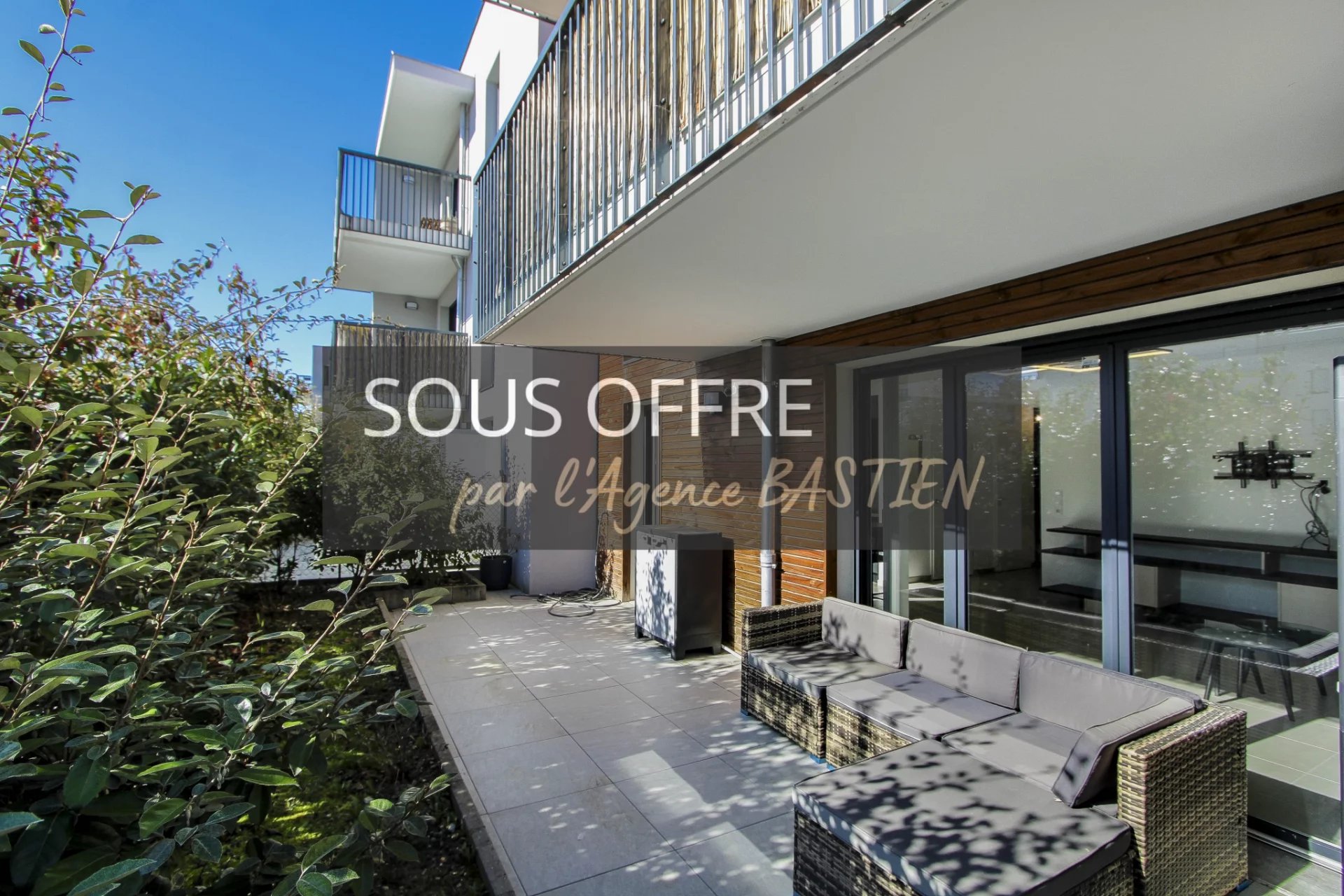 VENTE - EXCLUSIVITE - APPARTEMENT 3 PIECES - REZ-DE-JARDIN -