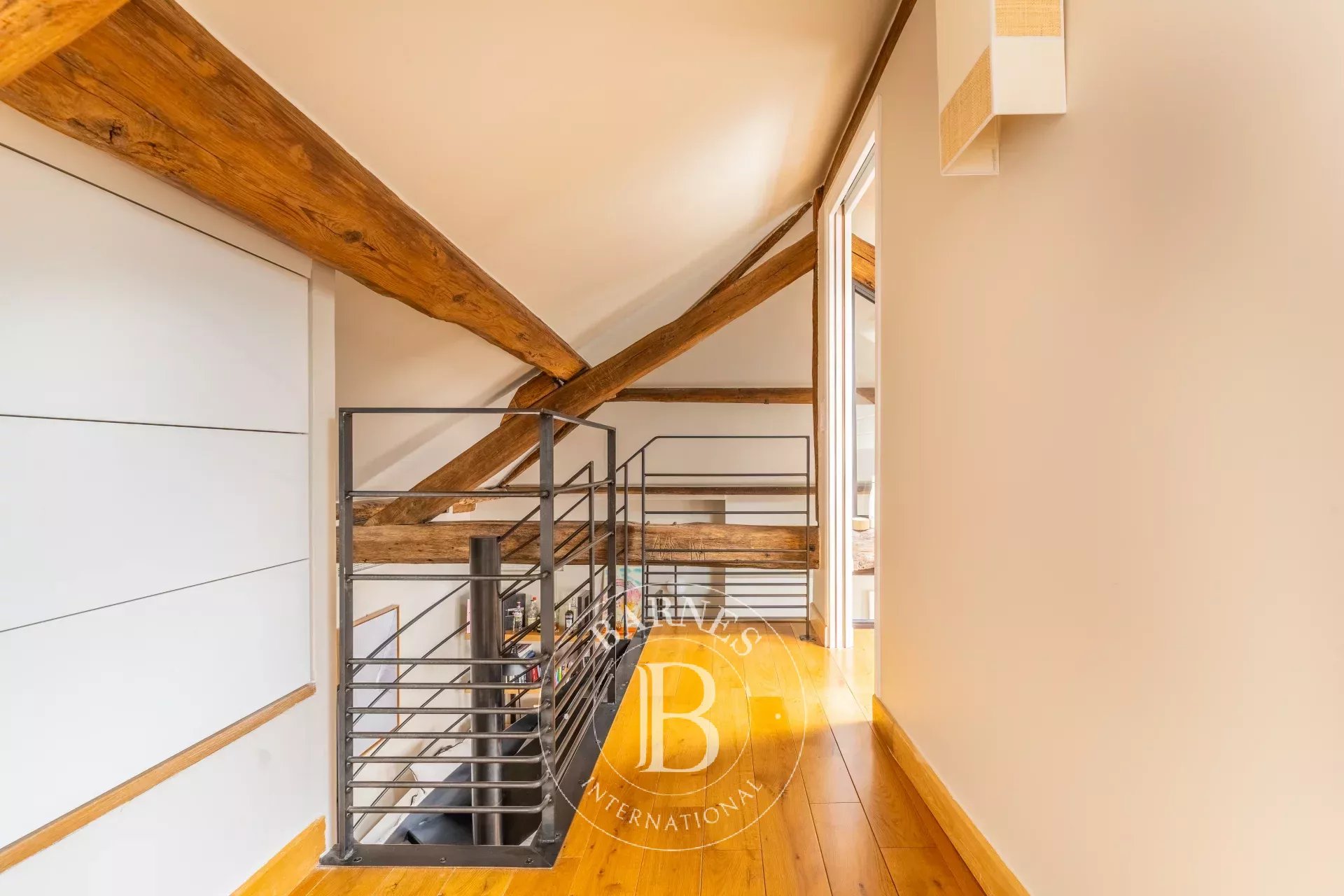 Daire Paris 4ème - picture 9