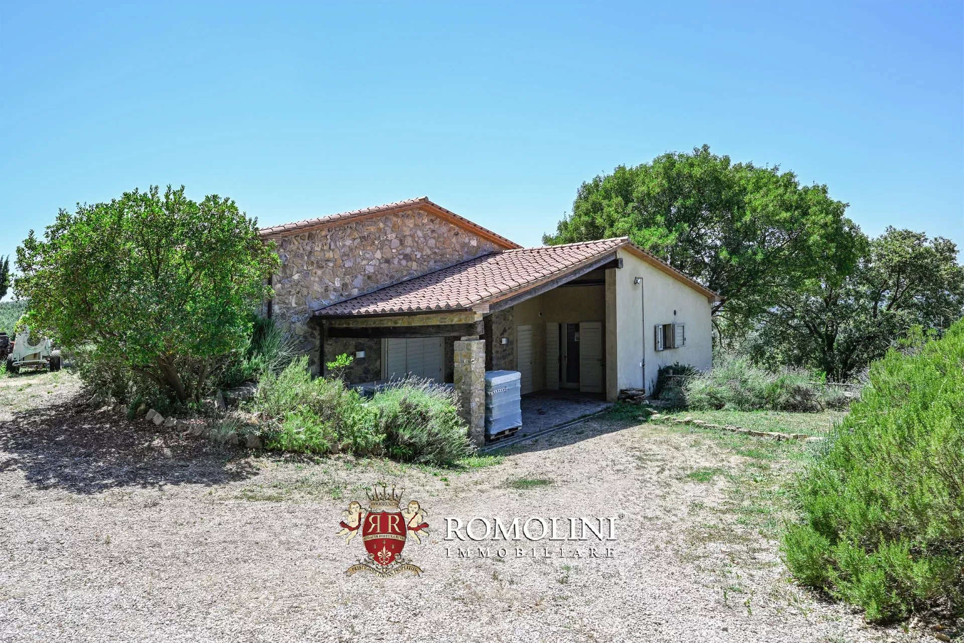 6 Bedroom Vineyard's Image 27