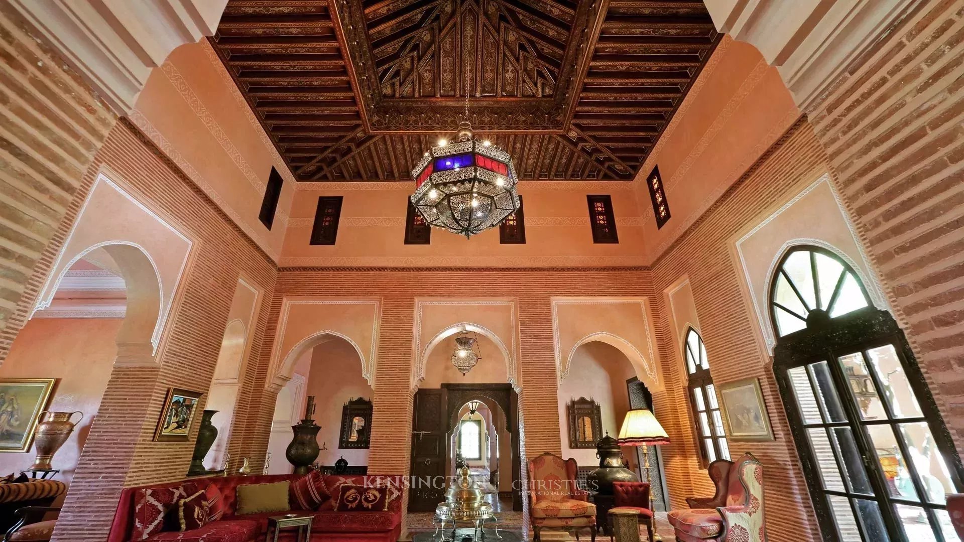 4 Bedroom Villa/Townhouse's Image 7