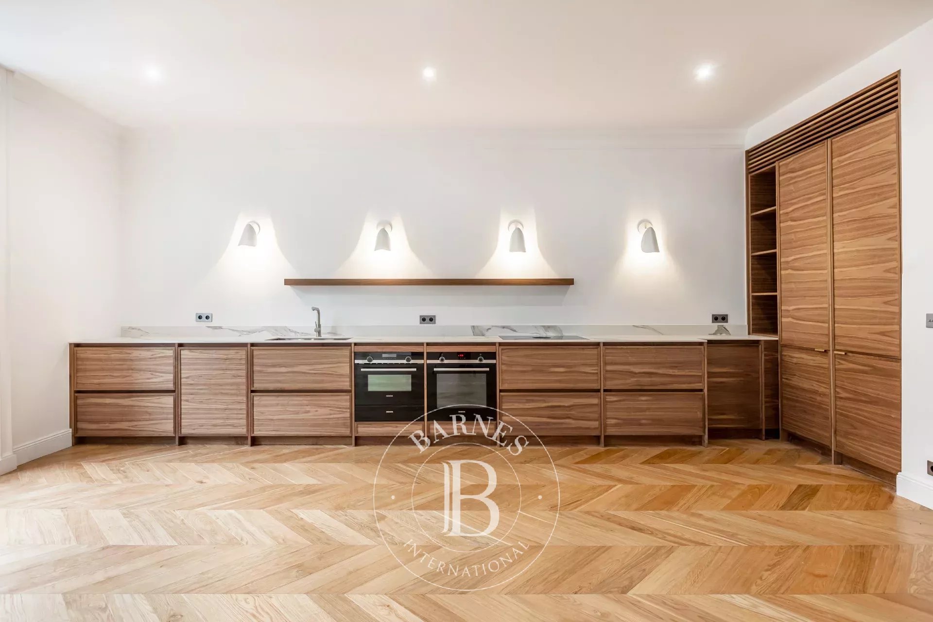 Daire Paris 8ème - picture 7