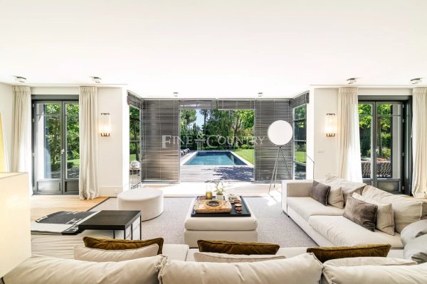 Villa for sale in Mougins — photo 5