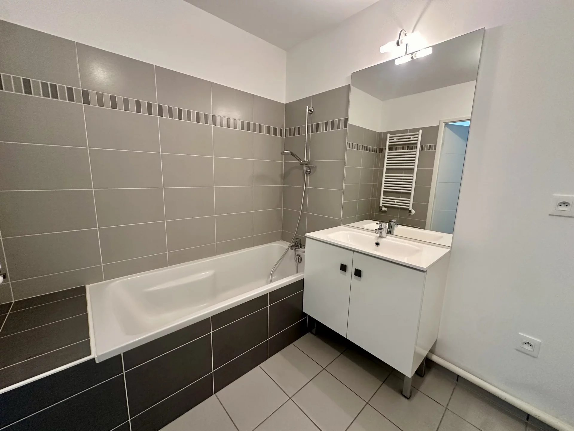 86812335 Vente Lentilly