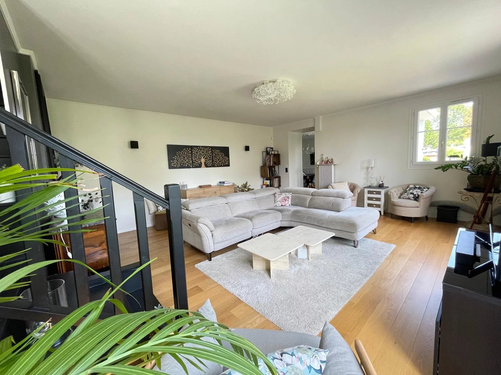 Maison familiale au charme intemporel – Vue dégagée – Proximité L’Isle-Adam