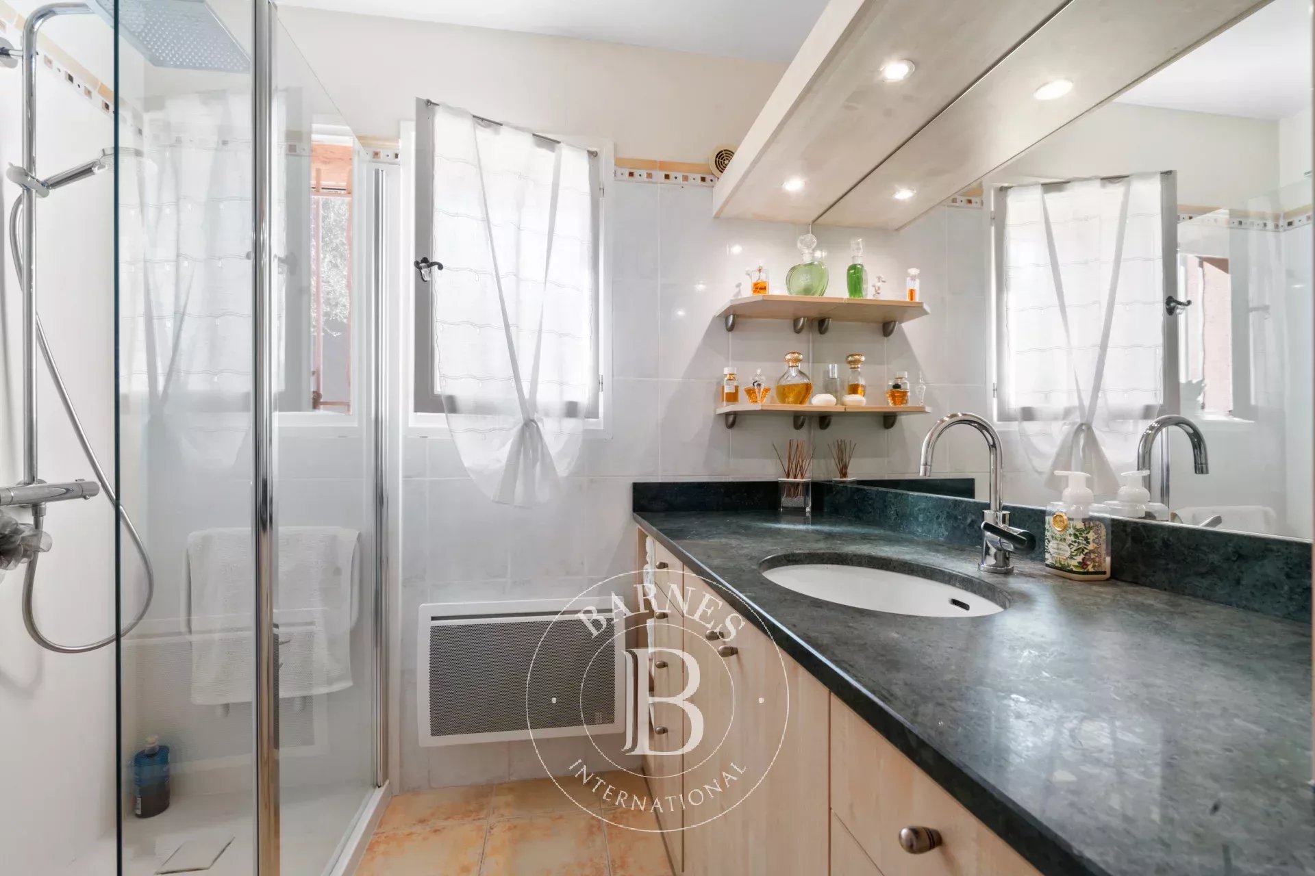 Ev Sainte-Maxime - picture 7