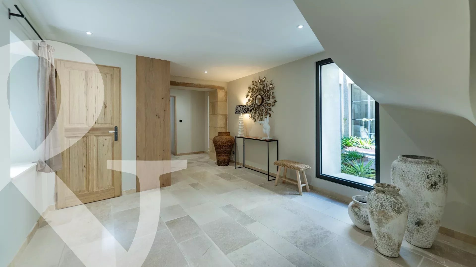 UN BIEN UNIQUE AVEC VUE SUR L'EGLISE