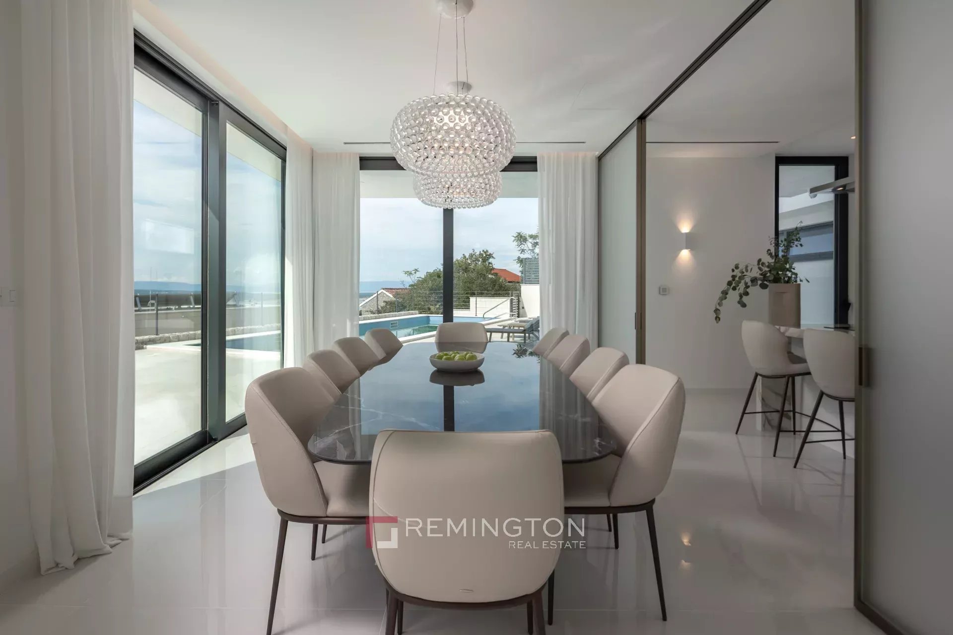 5 Bedroom Villa/Townhouse's Image 4