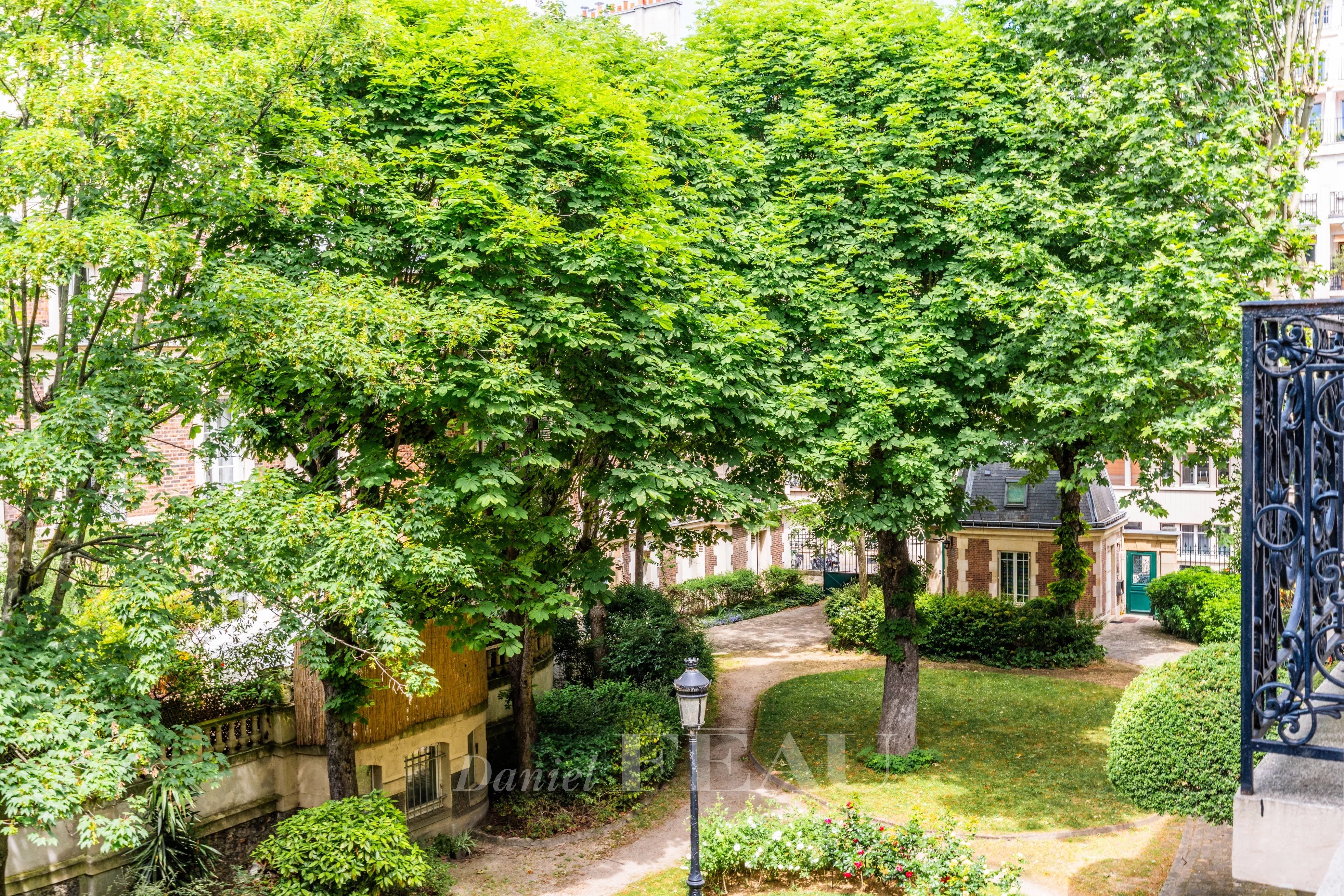 Paris 5th District – An ideal family apartment